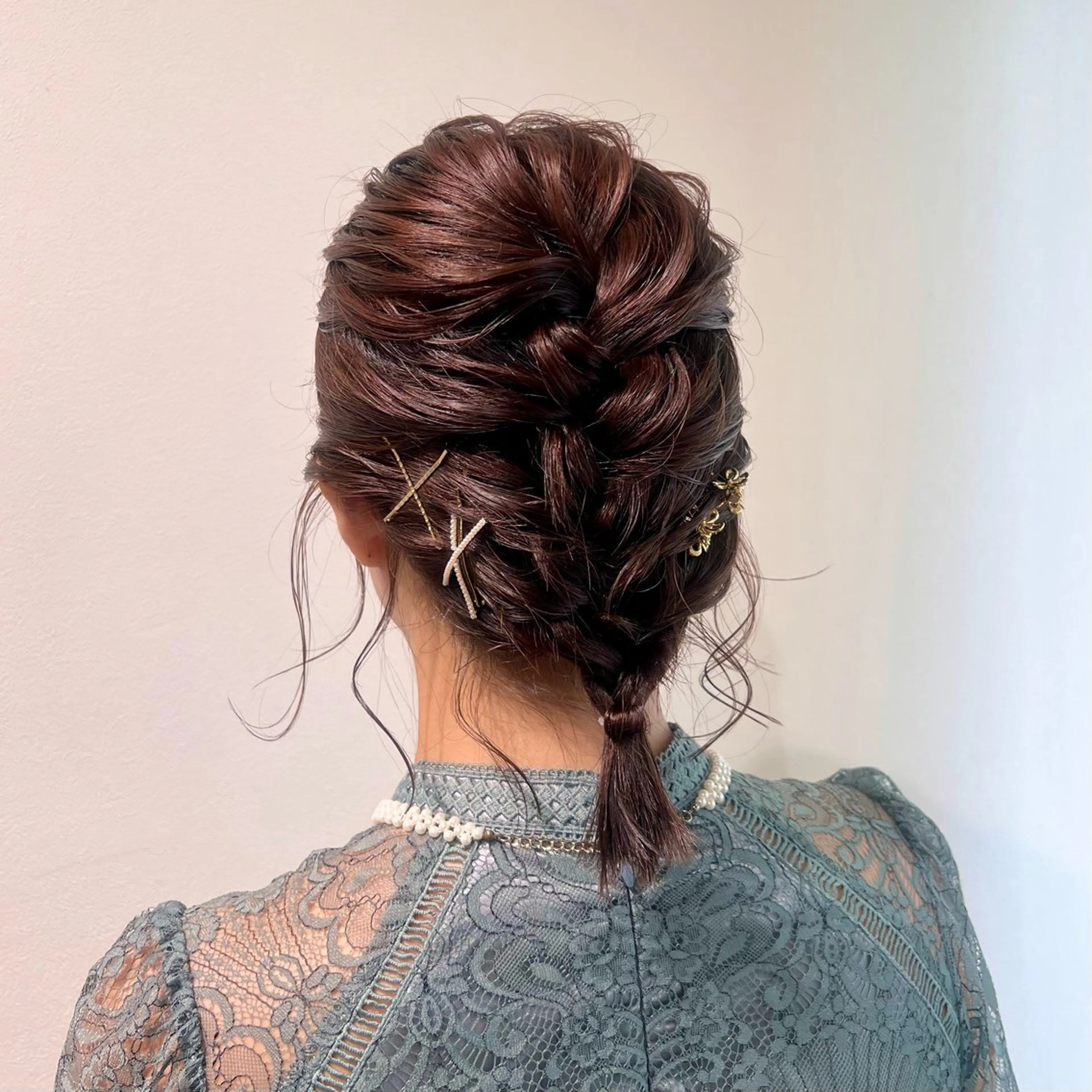 ミディアム ヘアアレンジ 結婚式・ブライダル ボブ ヘアセット 𝙎𝙚𝙞𝙧𝙖 ☆カット/パーマのヘアスタイル