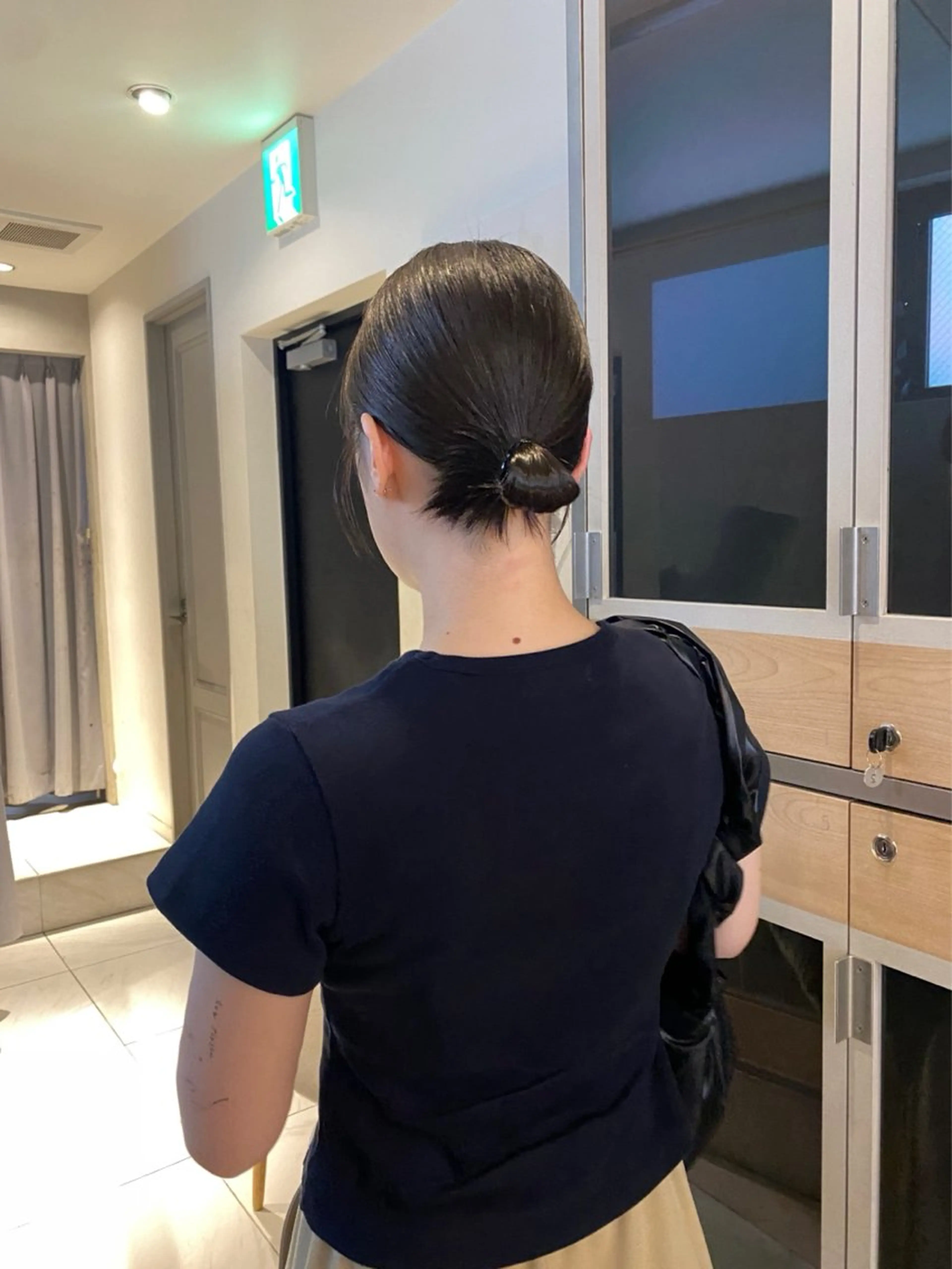 ミディアム カラー ヘアカラー トリートメント ヘッドスパ ヘアセット 艶髪/ダークトーン 🩶丸山日向のヘアスタイル