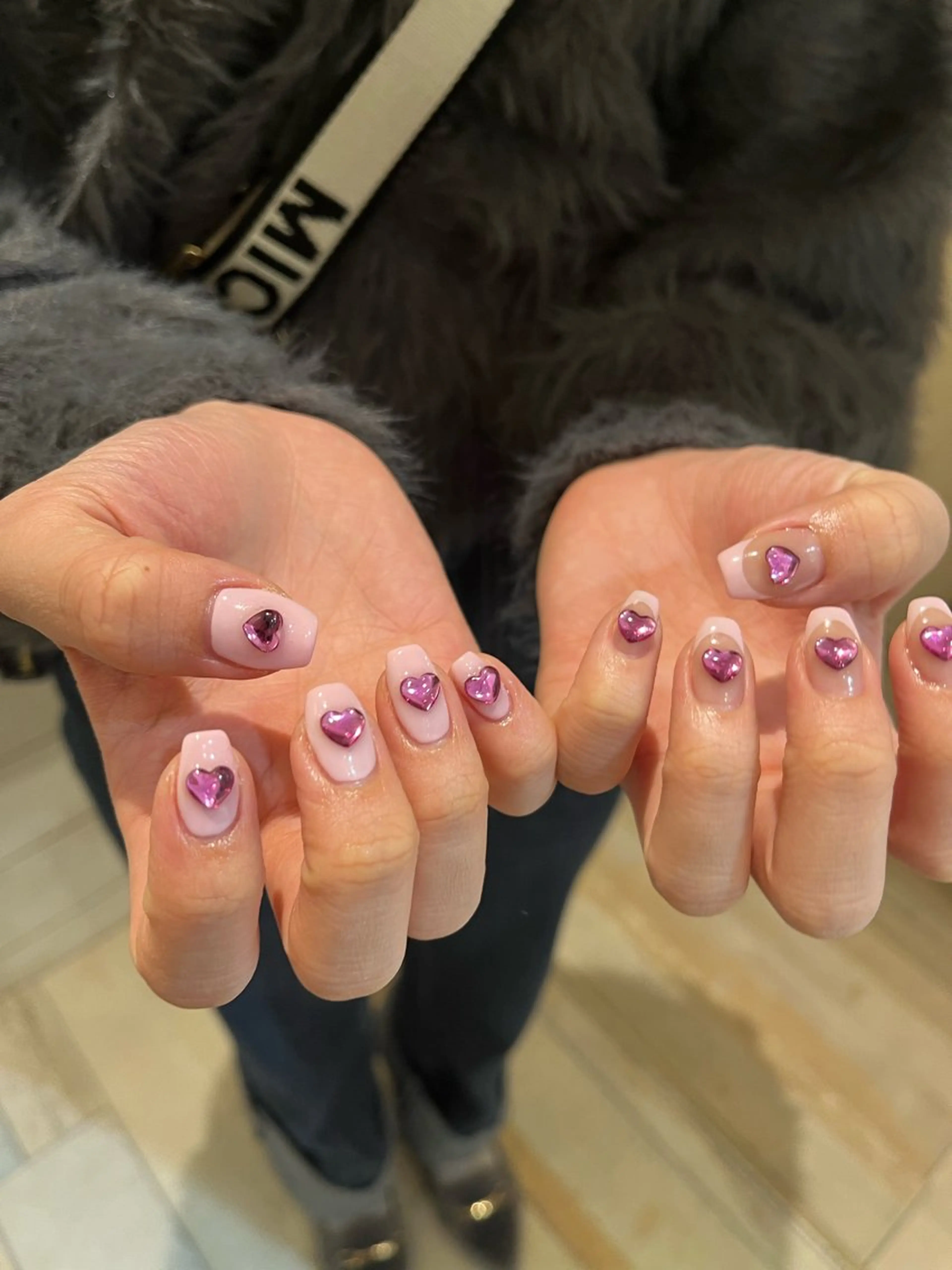 ネイル ハンドネイル Momone ／渋谷／パラジェルのネイルデザイン