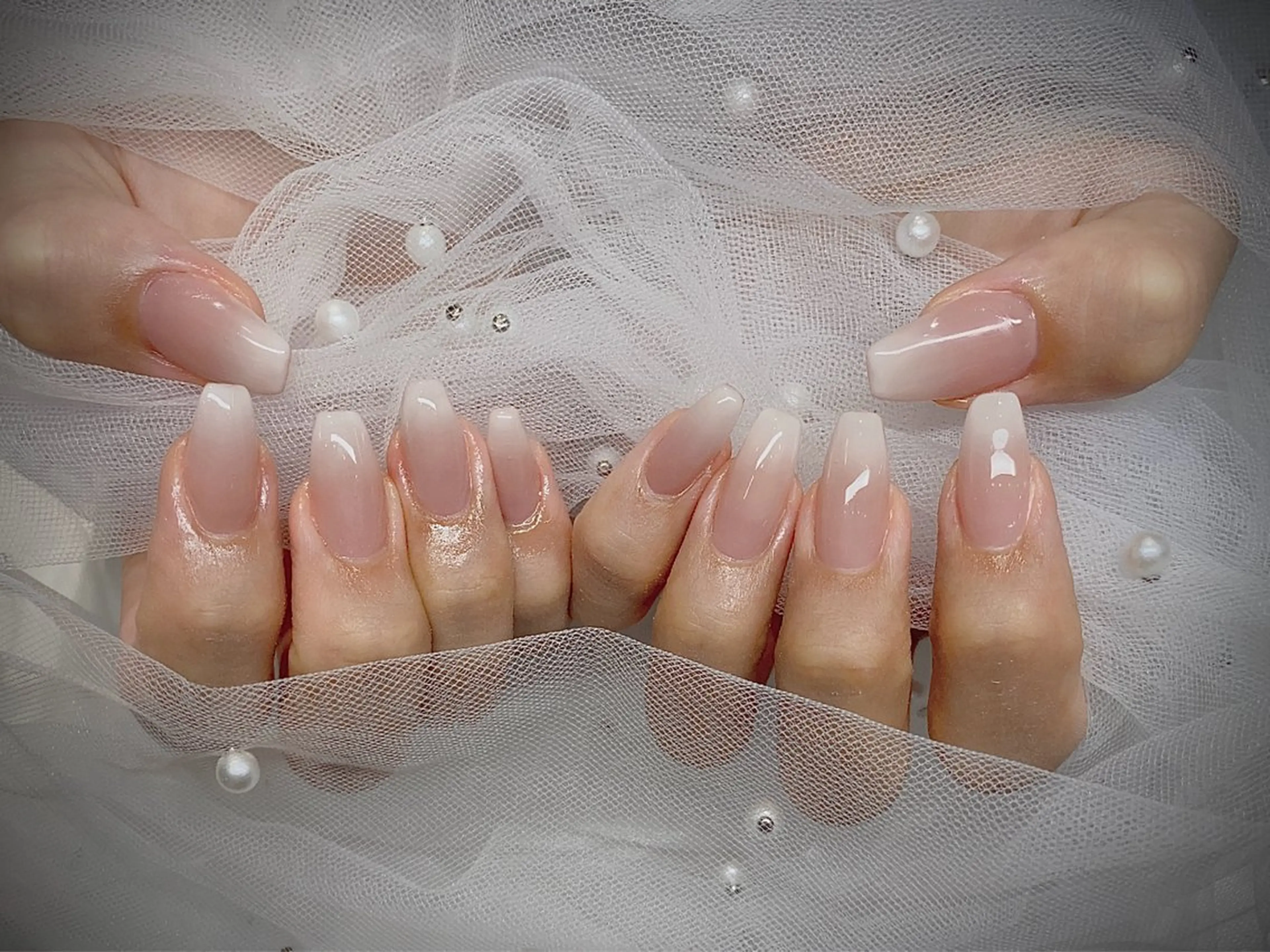 ネイル I-nailロング /ワンホン/キラキラのネイルデザイン