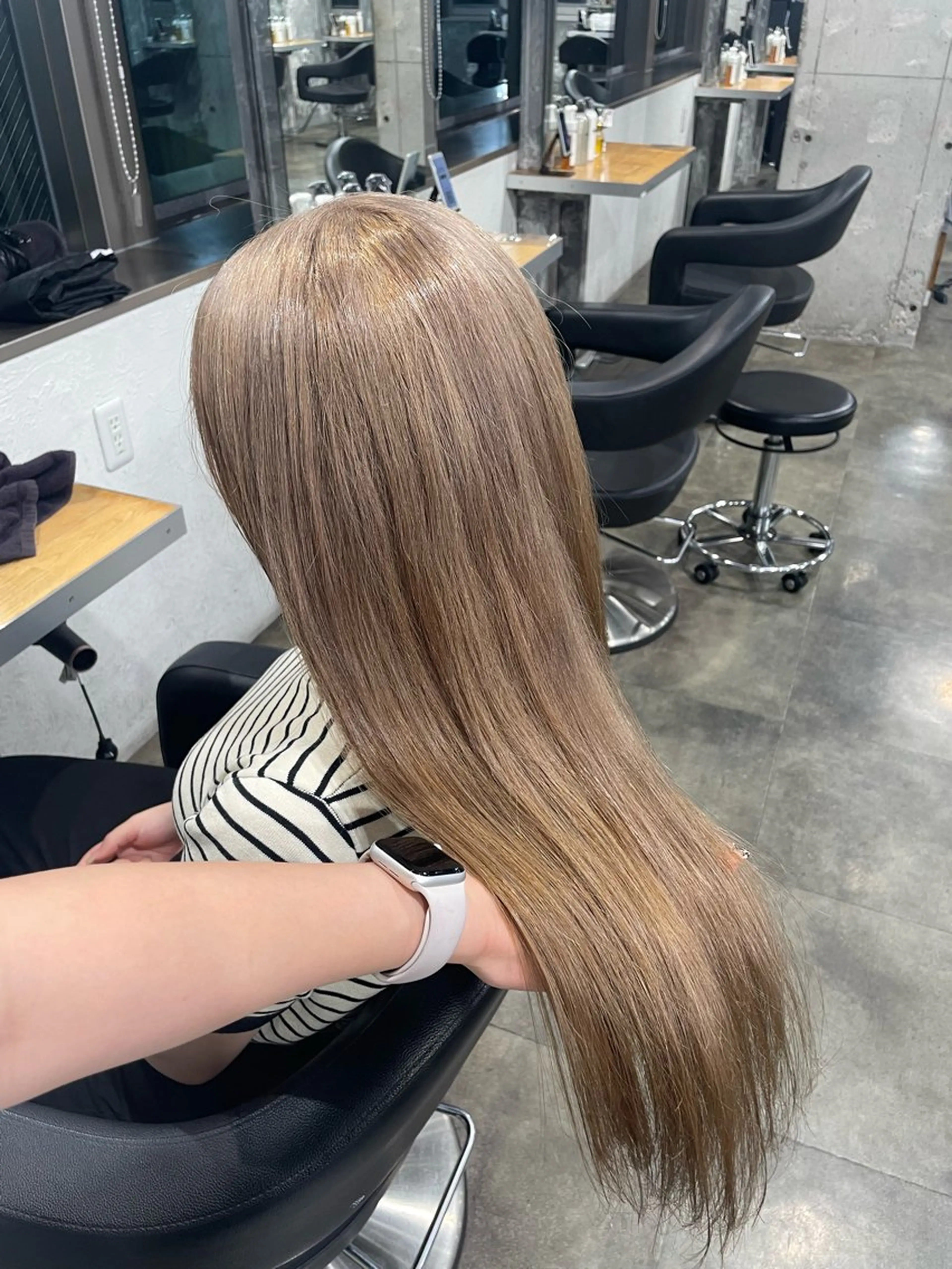 ロング カラー ヘアカラー ハイトーン 横浜💞ミオのヘアスタイル