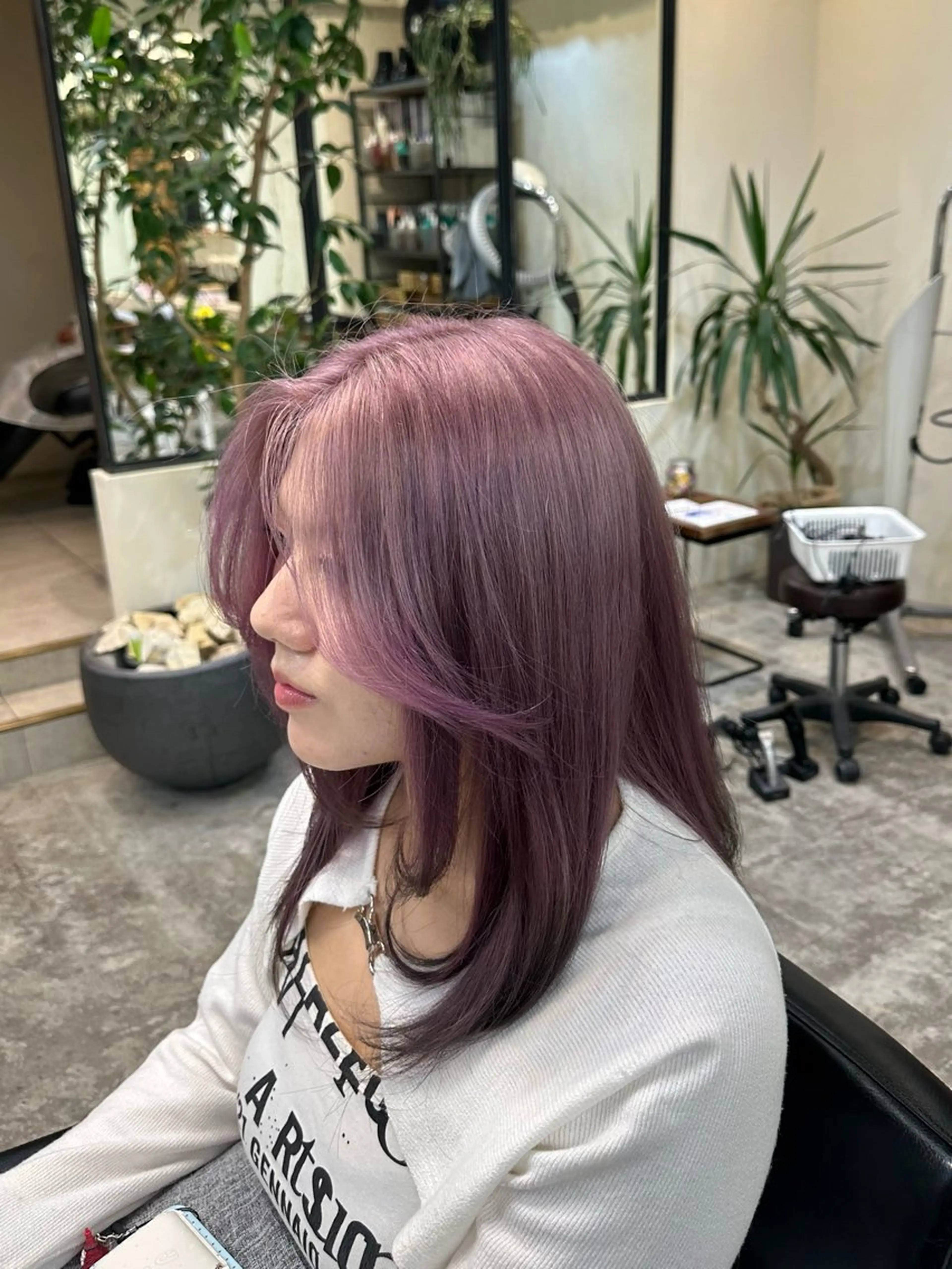 ロング カラー ブリーチ ラベンダーカラー ピンクカラー ピンクラベンダー YUU Belle 新宿のヘアスタイル