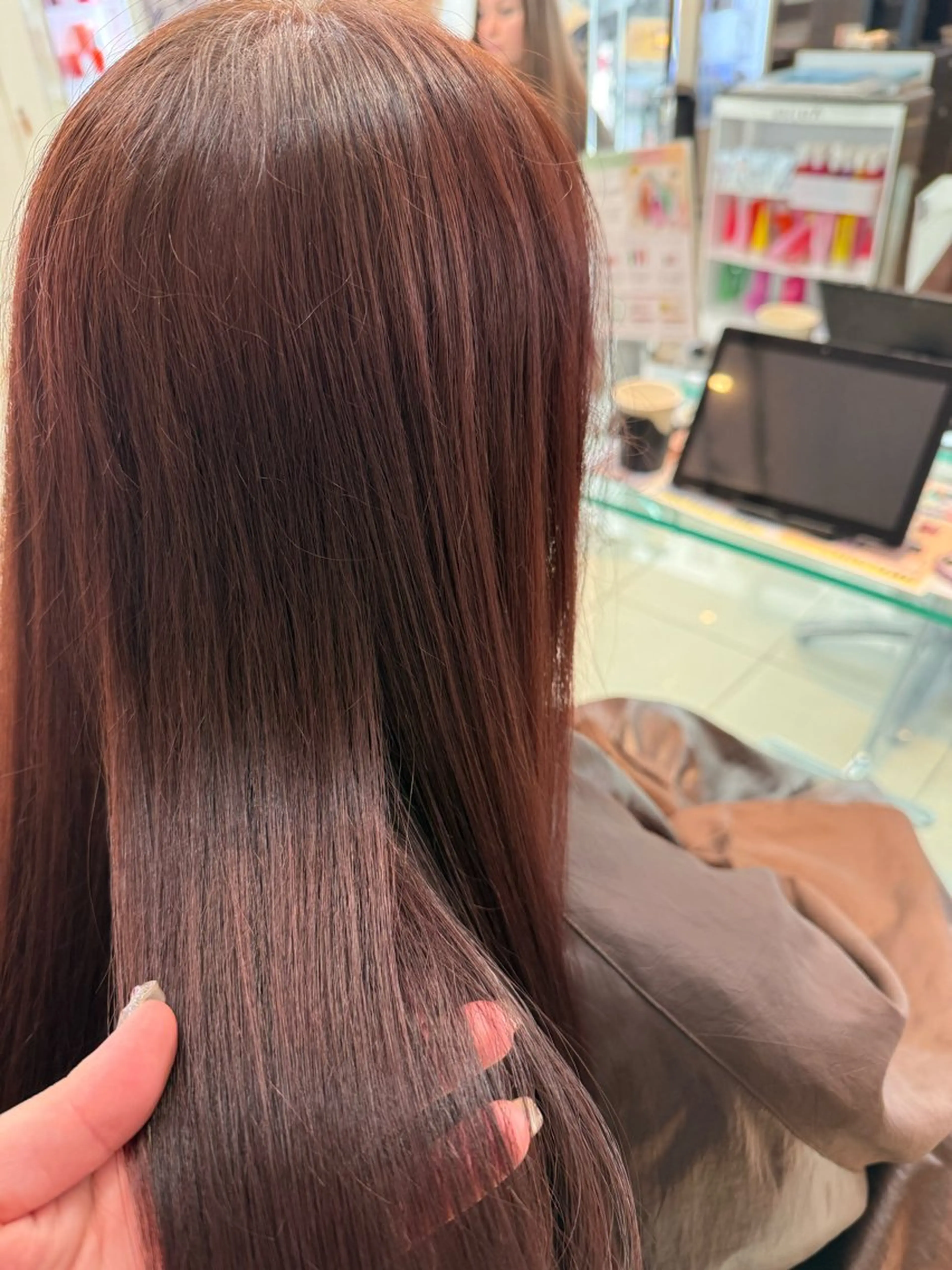 【当日予約限定👩🏼💖】艶感カラー➕うる艶トリートメント🥣❤️(2stepトリートメント🎀)の写真