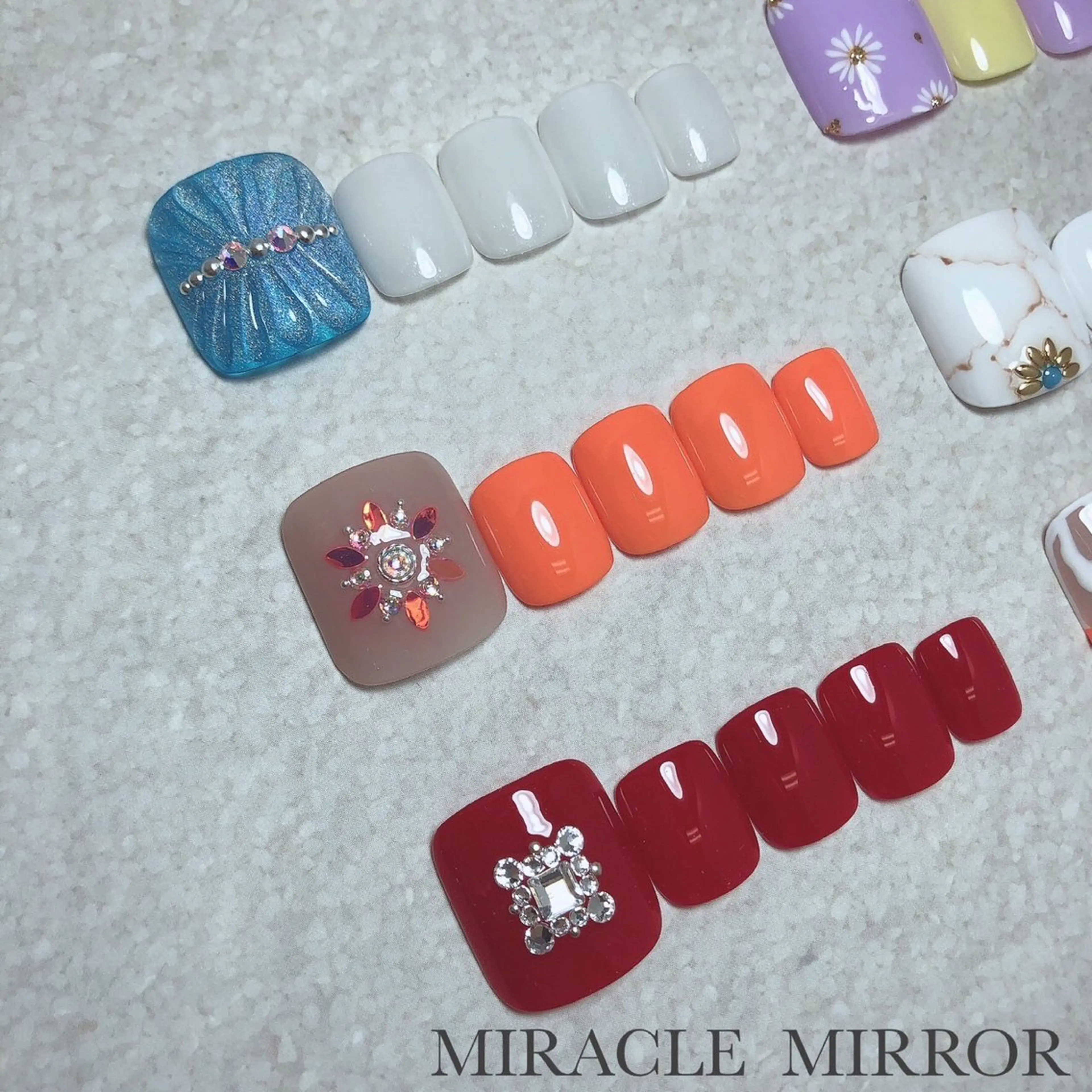 ネイル ミラクルミラー 町野のネイルデザイン
