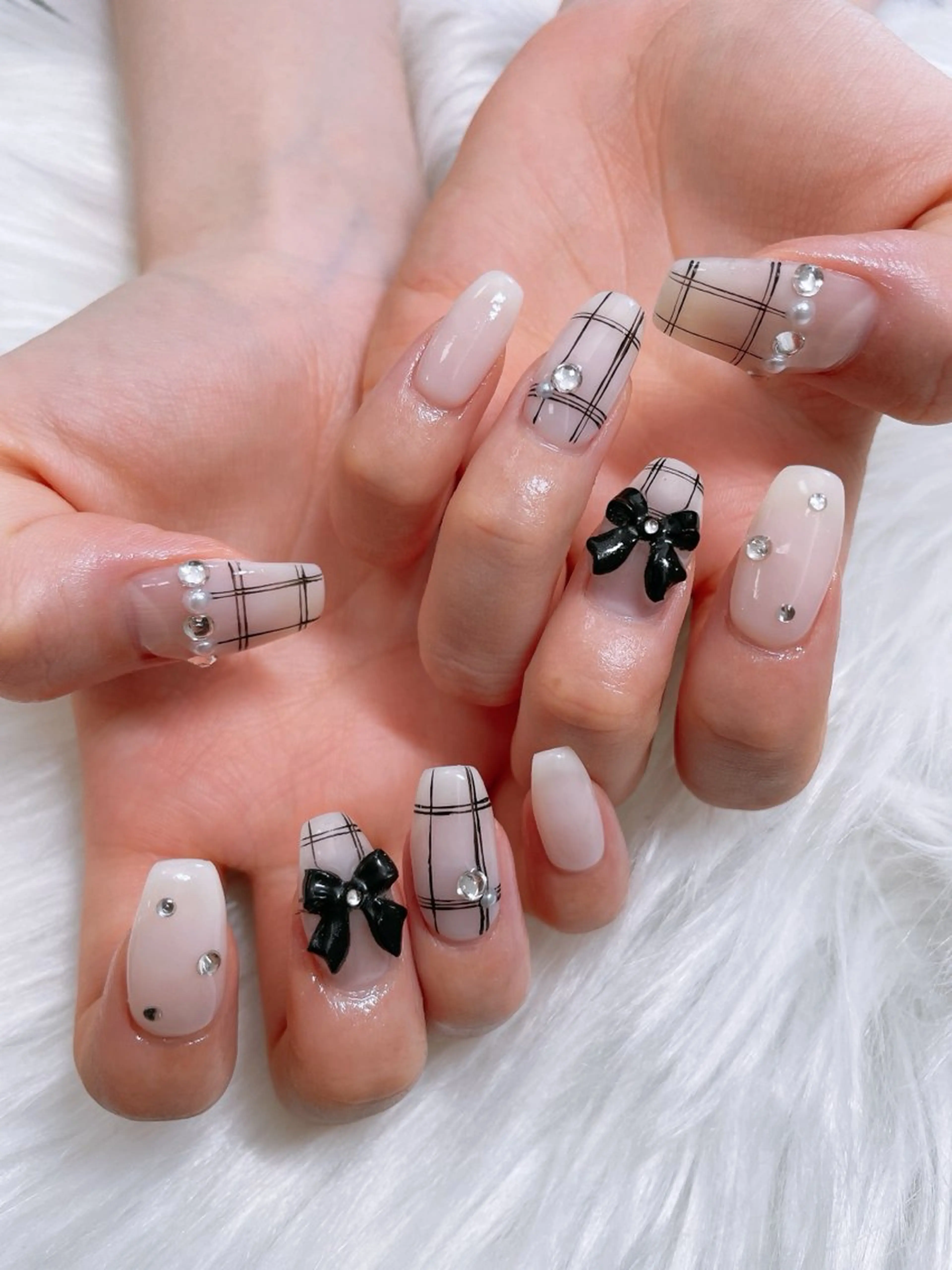 ネイル cachette. 尾関のマツエク・マツパデザイン