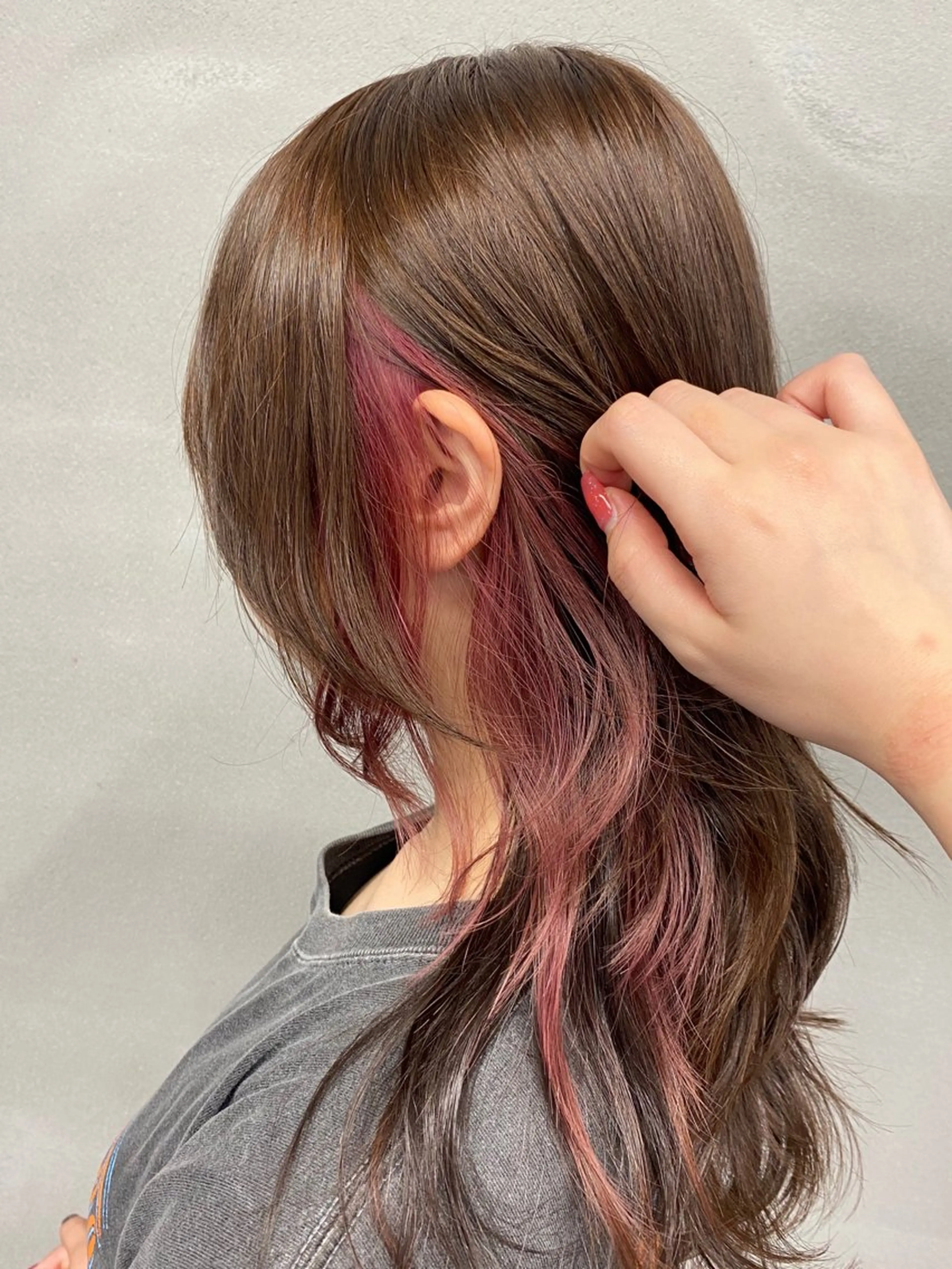 ロング カラー ロングレイヤー ベージュカラー ブリーチ カシス デザインカラー 柏 デザインカラー/ レイヤー🐣シオリのヘアスタイル