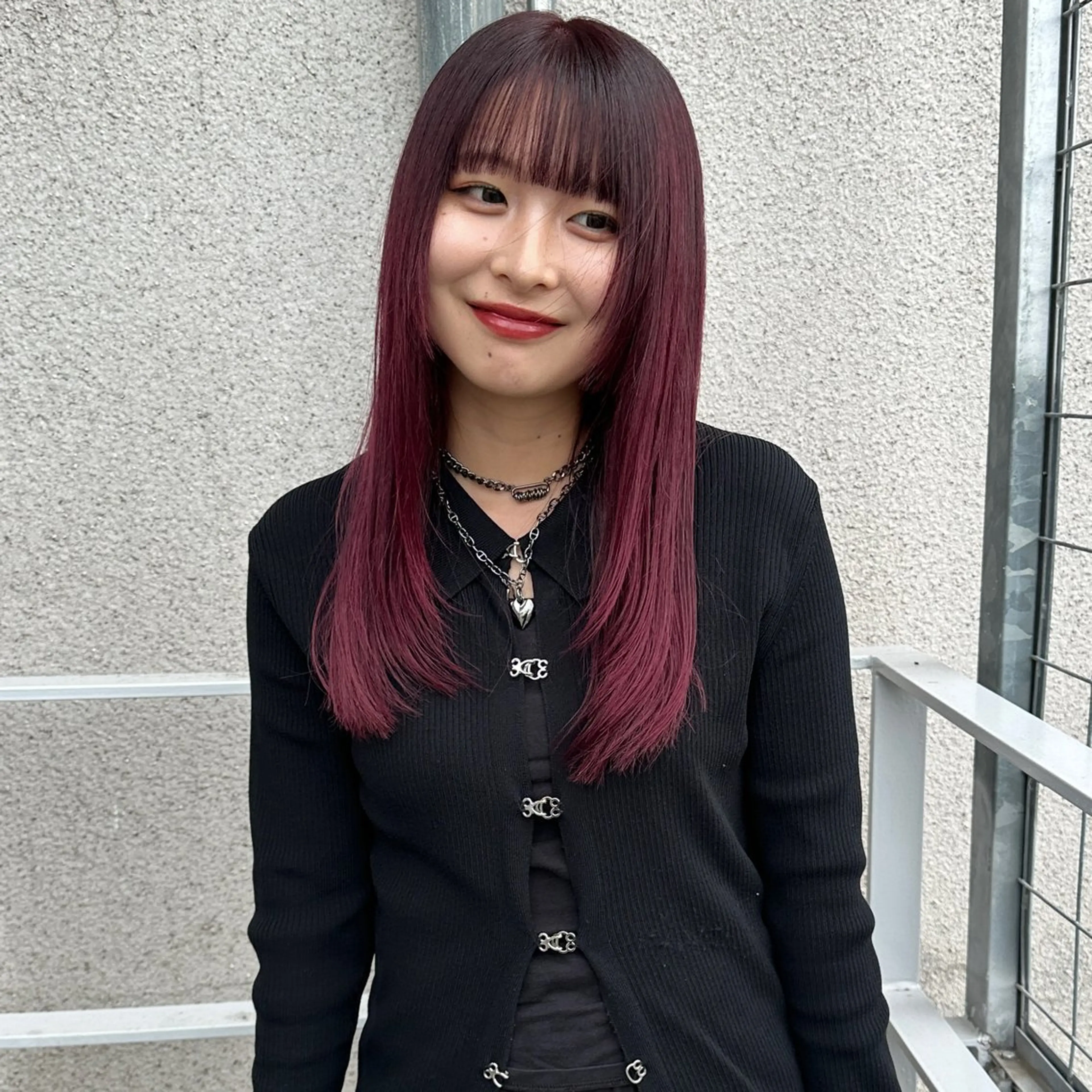 ロング カラー レッドカラー レイヤーカット カット ヘアカラー FBeauty 青山店所属・パーマ特化美容師 表参道のヘアスタイル