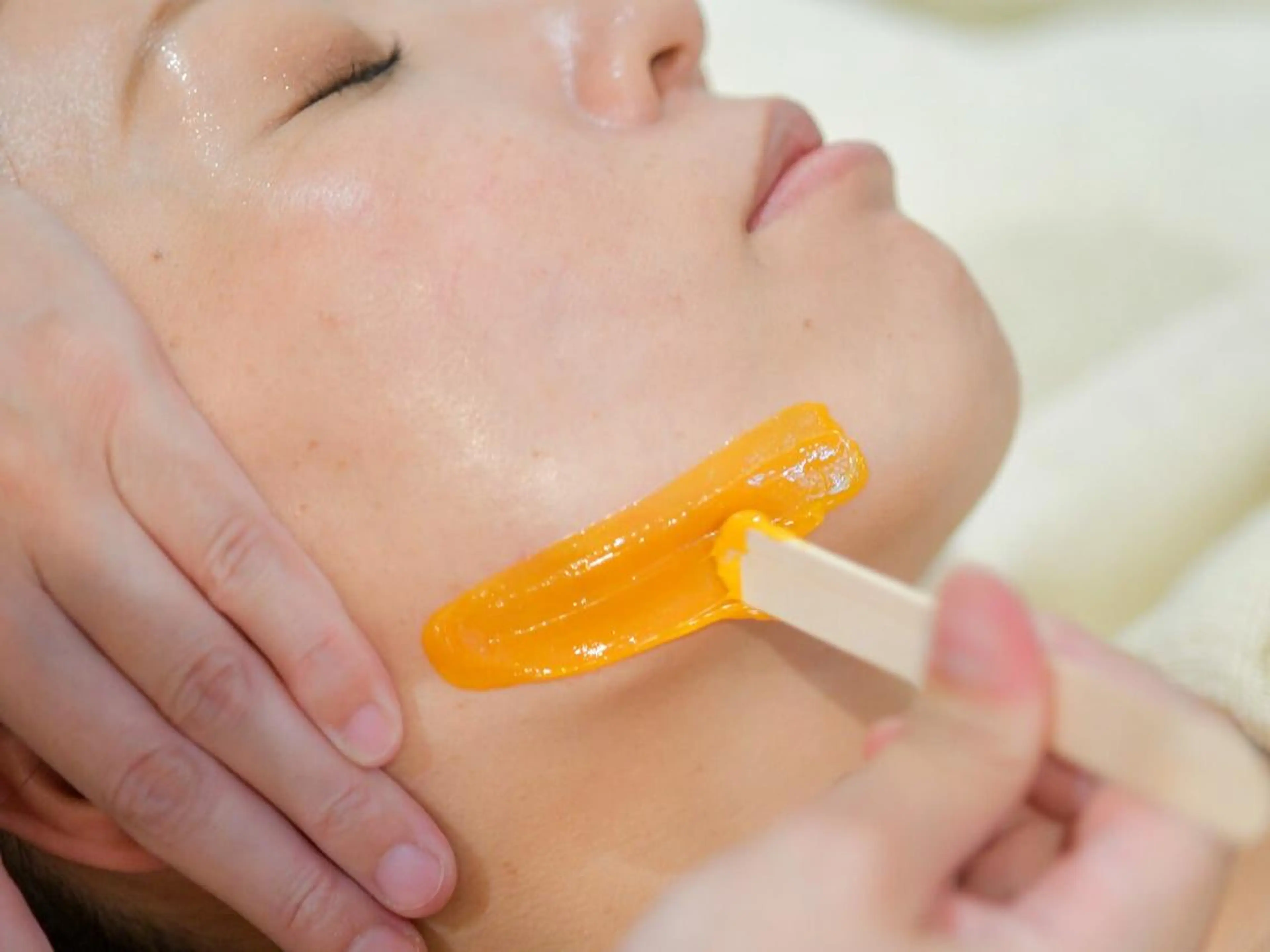 【世界最高級】スーパーフードの美容成分がたっぷり配合されたワンランクのフェイシャルWAX！透明感溢れるツヤ美肌への写真