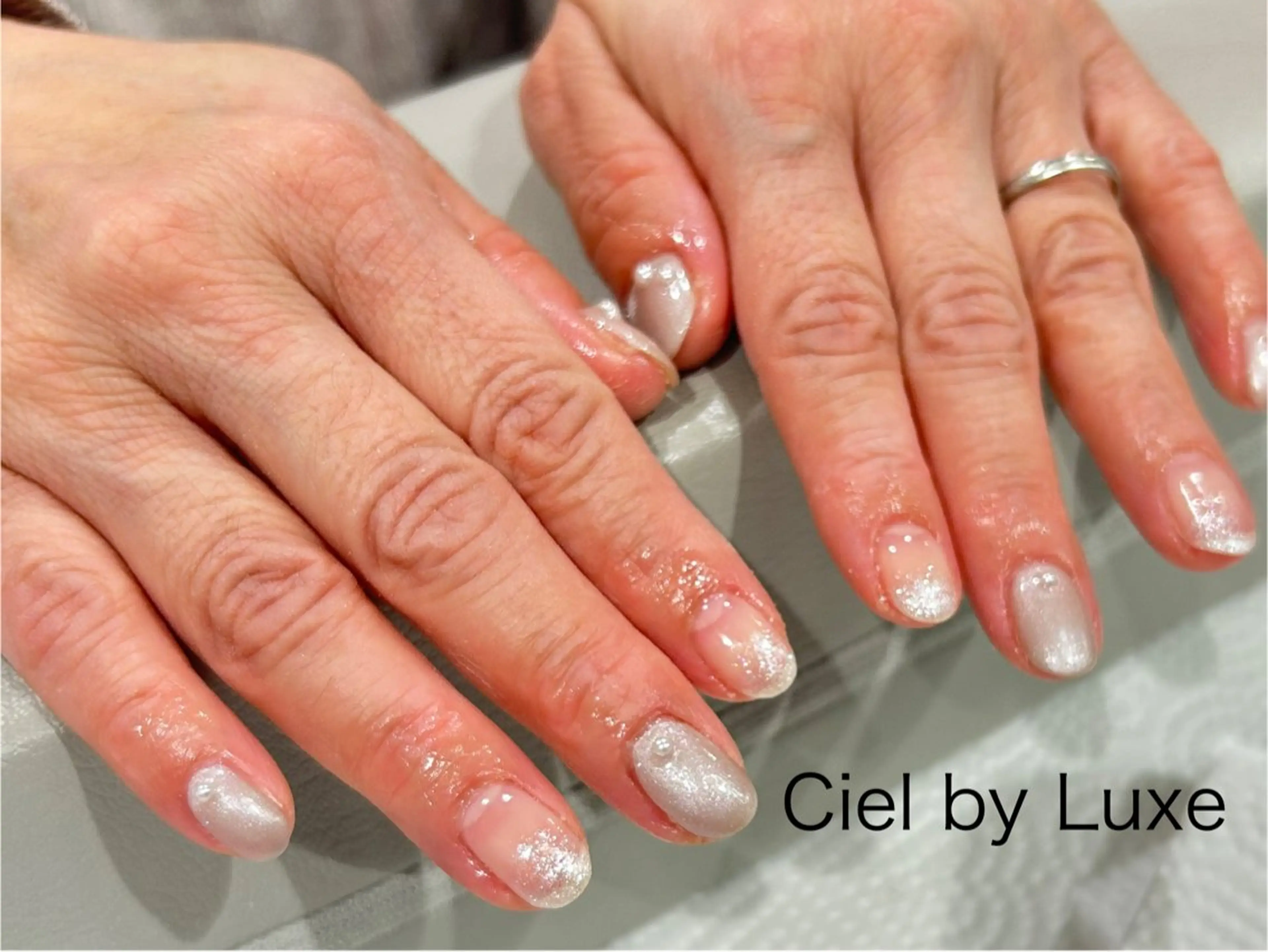 ネイル シンプルネイル CielbyLuxe manamiのネイルデザイン