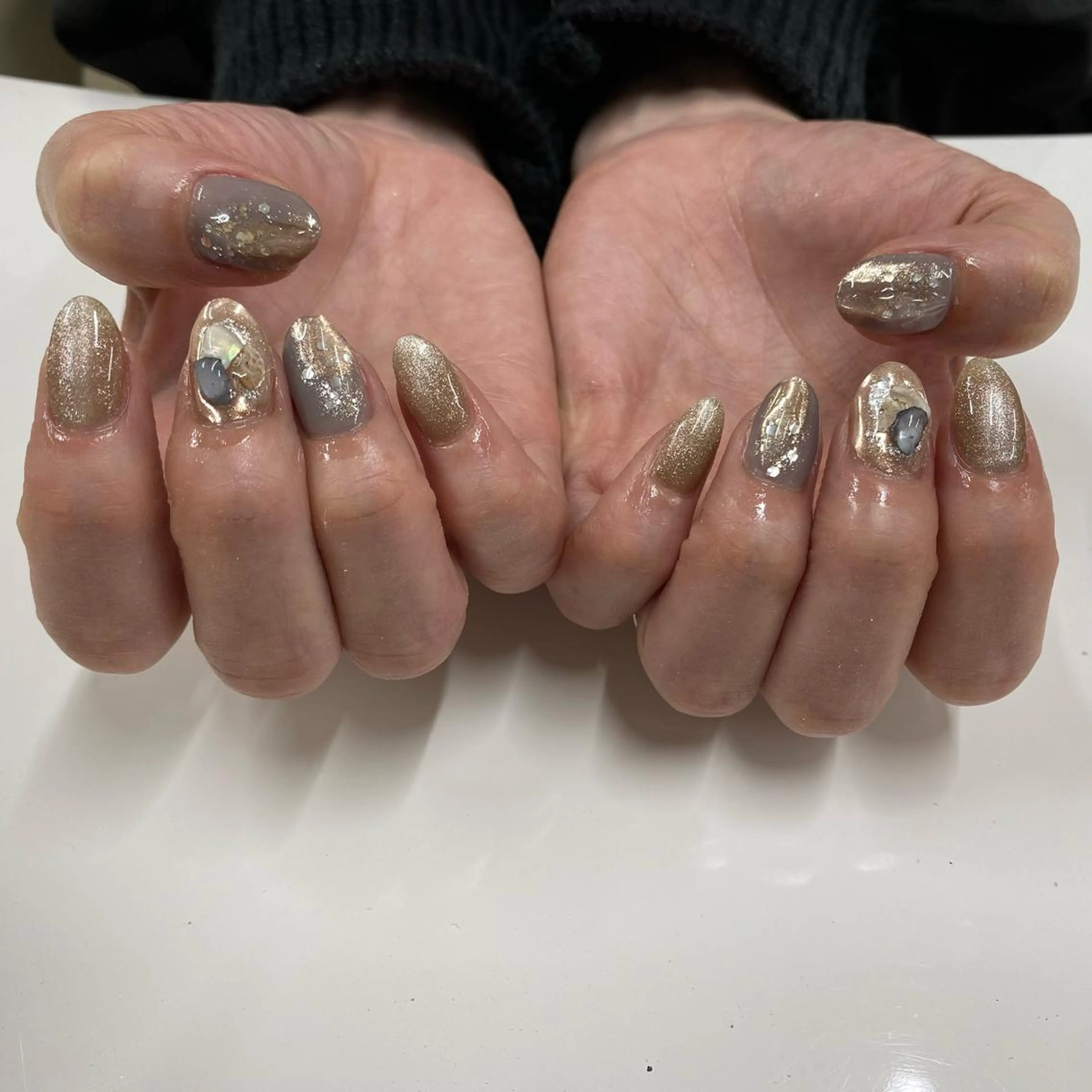 ネイル マグネットネイル ニュアンスネイル Raybeauty marinaのネイルデザイン