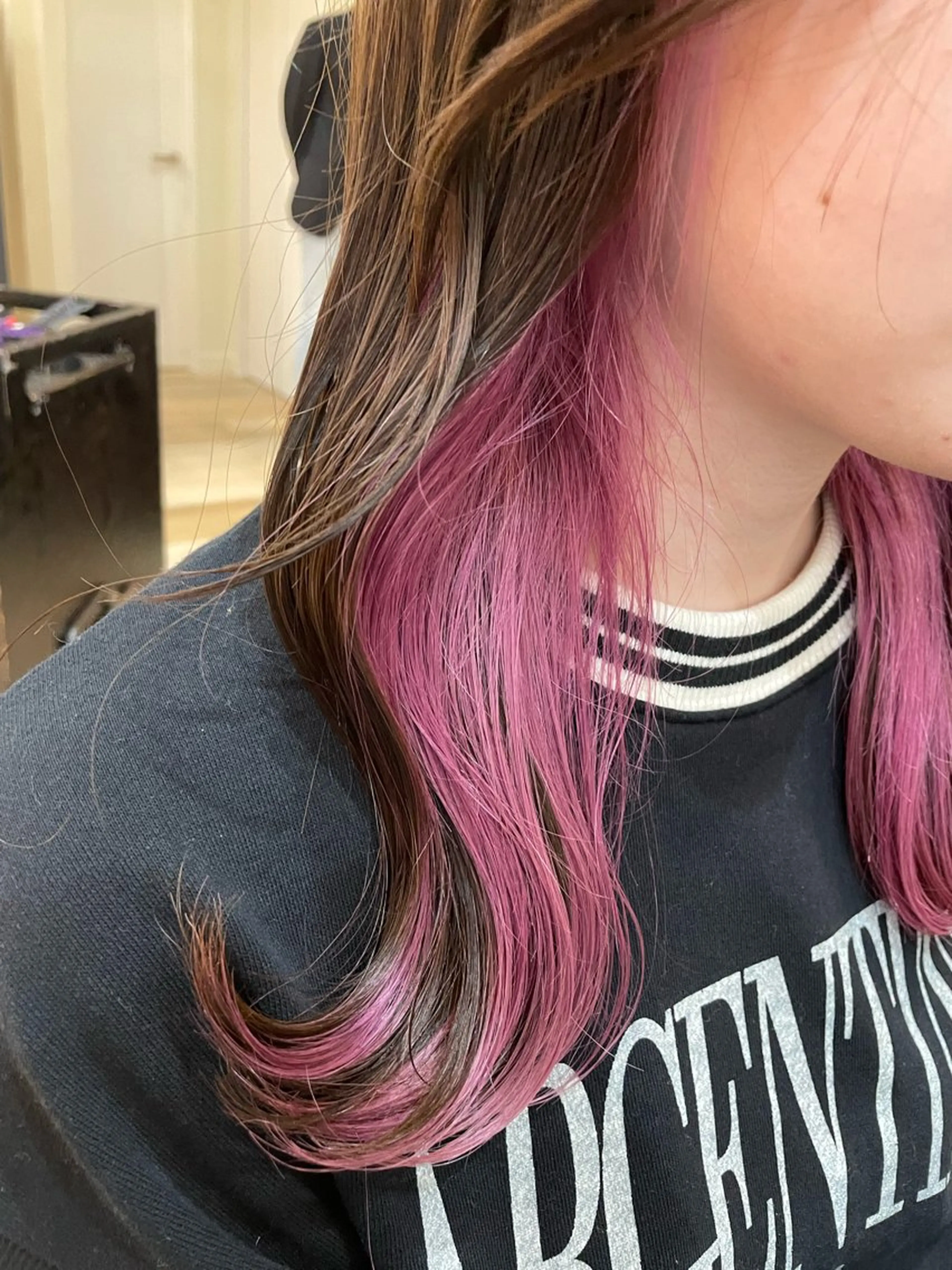 カラー ヘアカラー トリートメント しおり🍬 KOKORO🤍のヘアスタイル