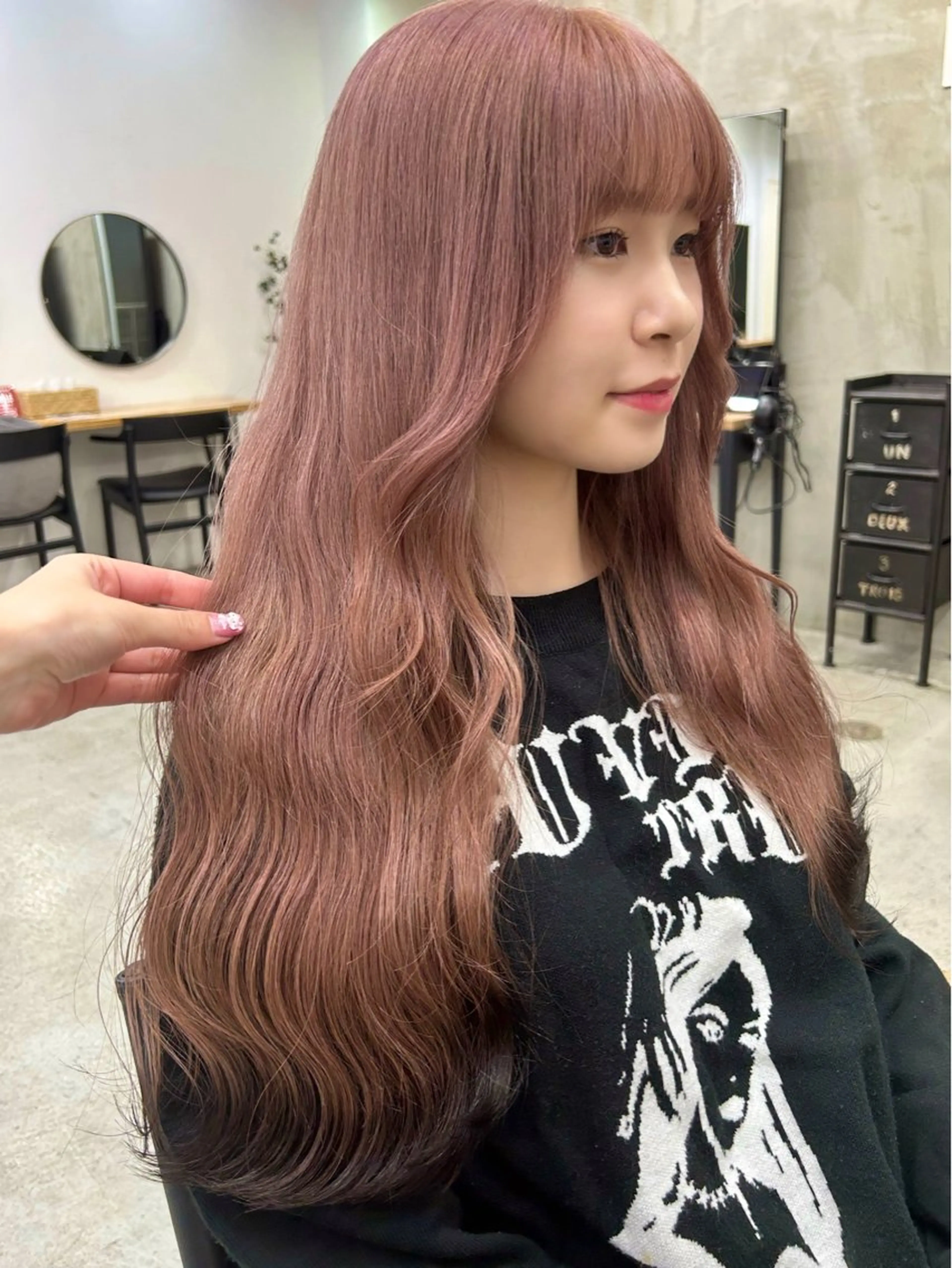 ロング カラー ヘアアレンジ ヘアカラー トリートメント 韓国/ハイトーン/ ボブ🎀MIKU🎀のヘアスタイル