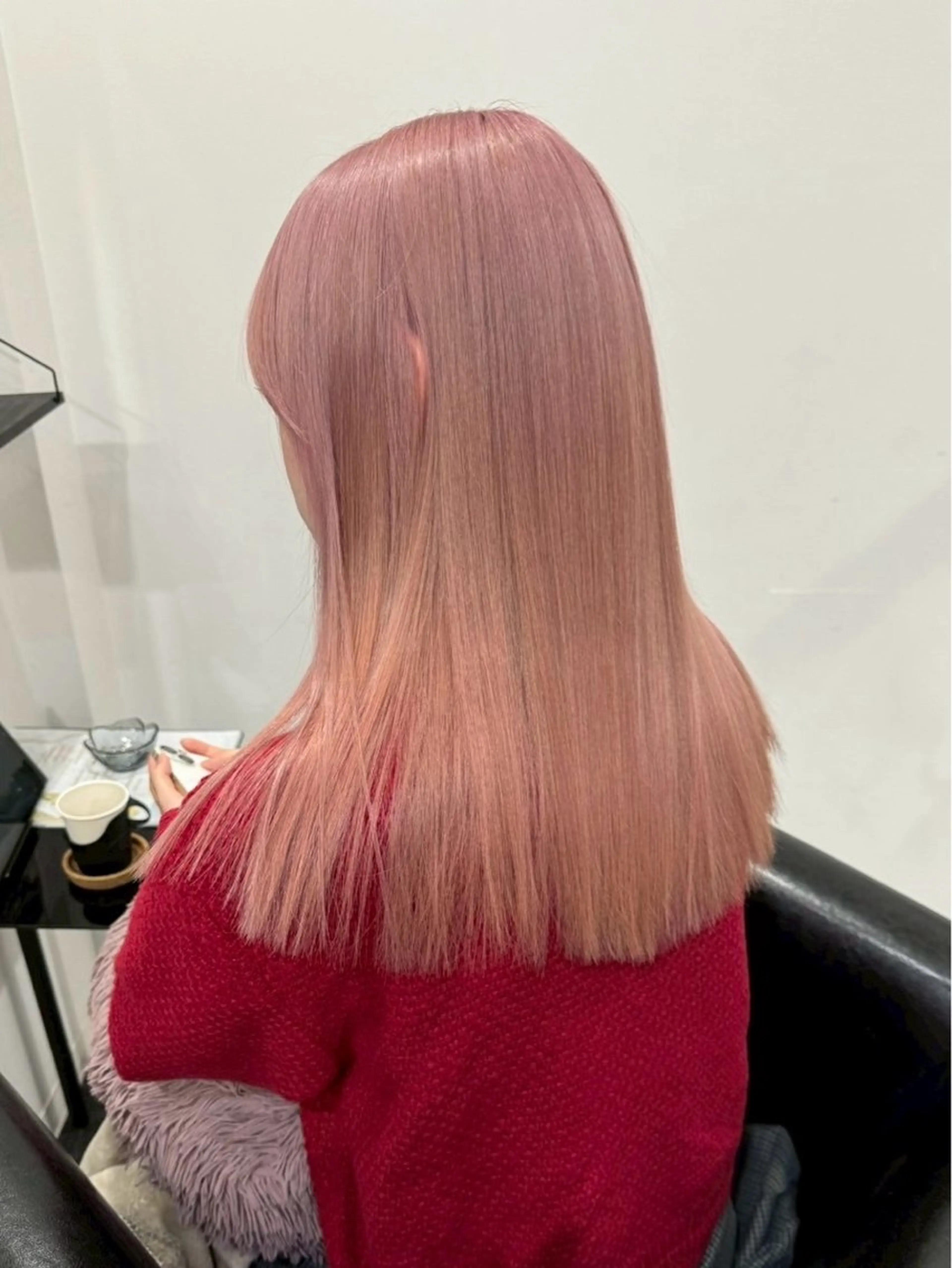 ロング カラー ヘアカラー 市川 陽菜のヘアスタイル