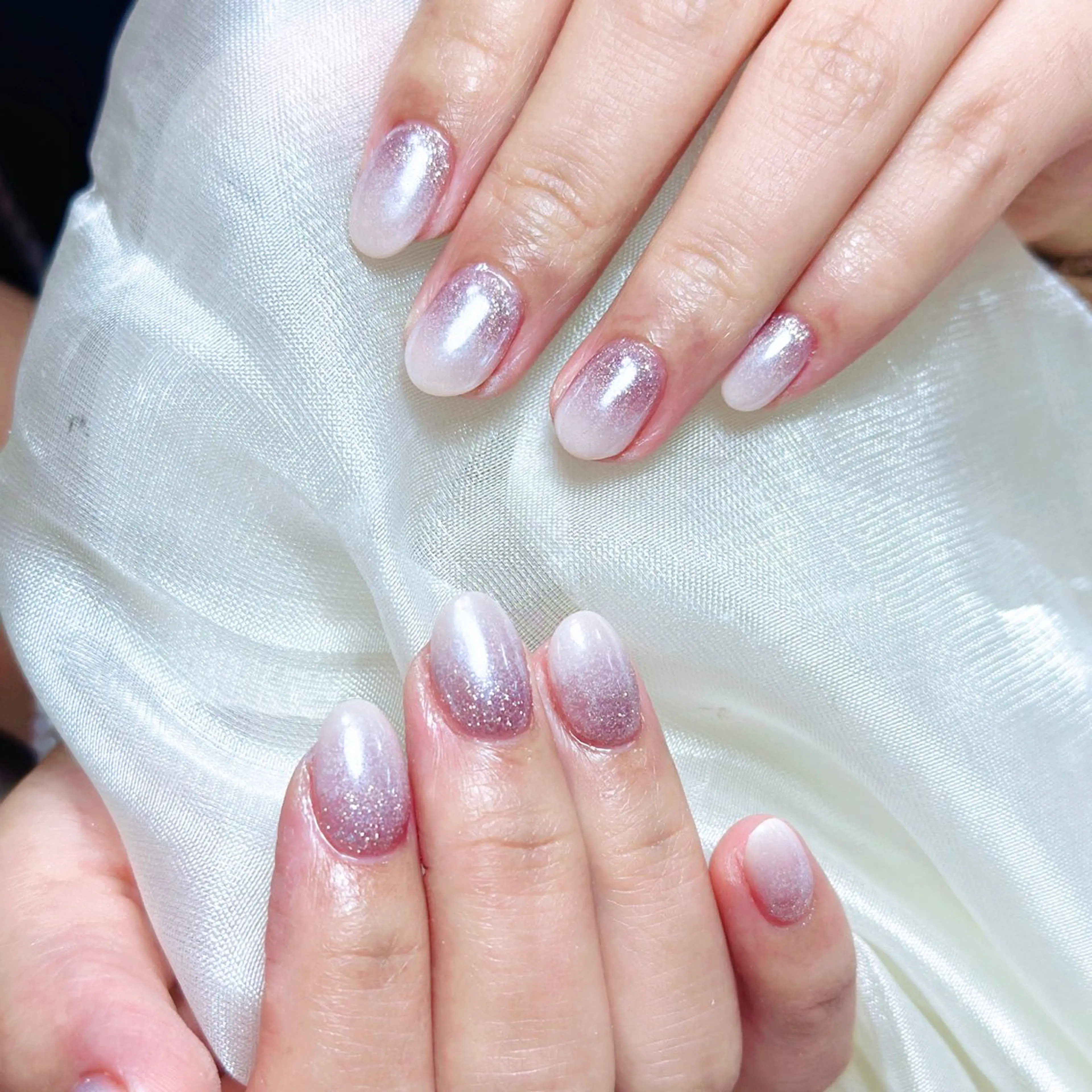 ネイル Maggie チョウチョウのネイルデザイン