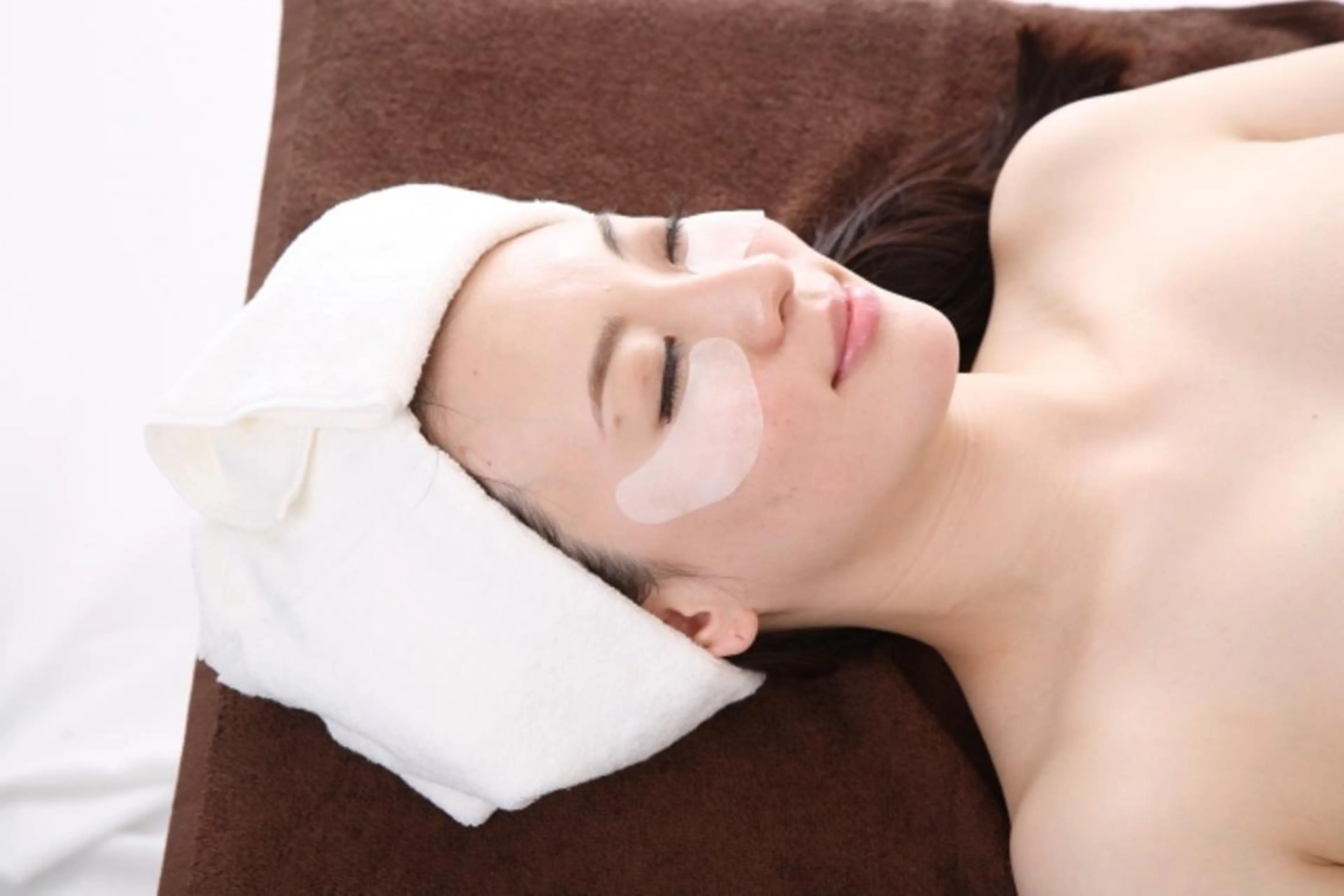 初回お試し価格　目元集中ケアの写真