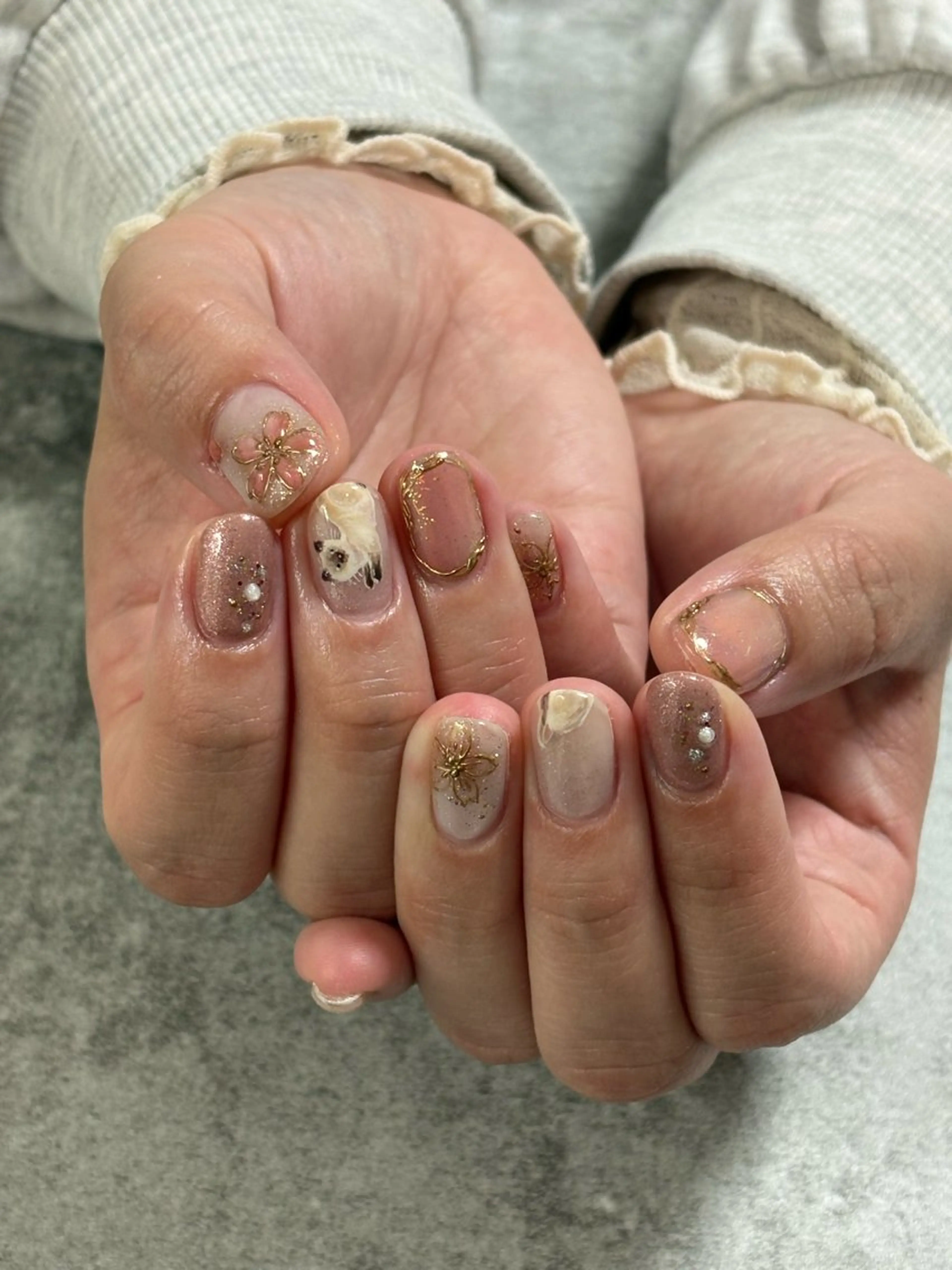 ネイル ハンドネイル FIORITURA Maikoのネイルデザイン