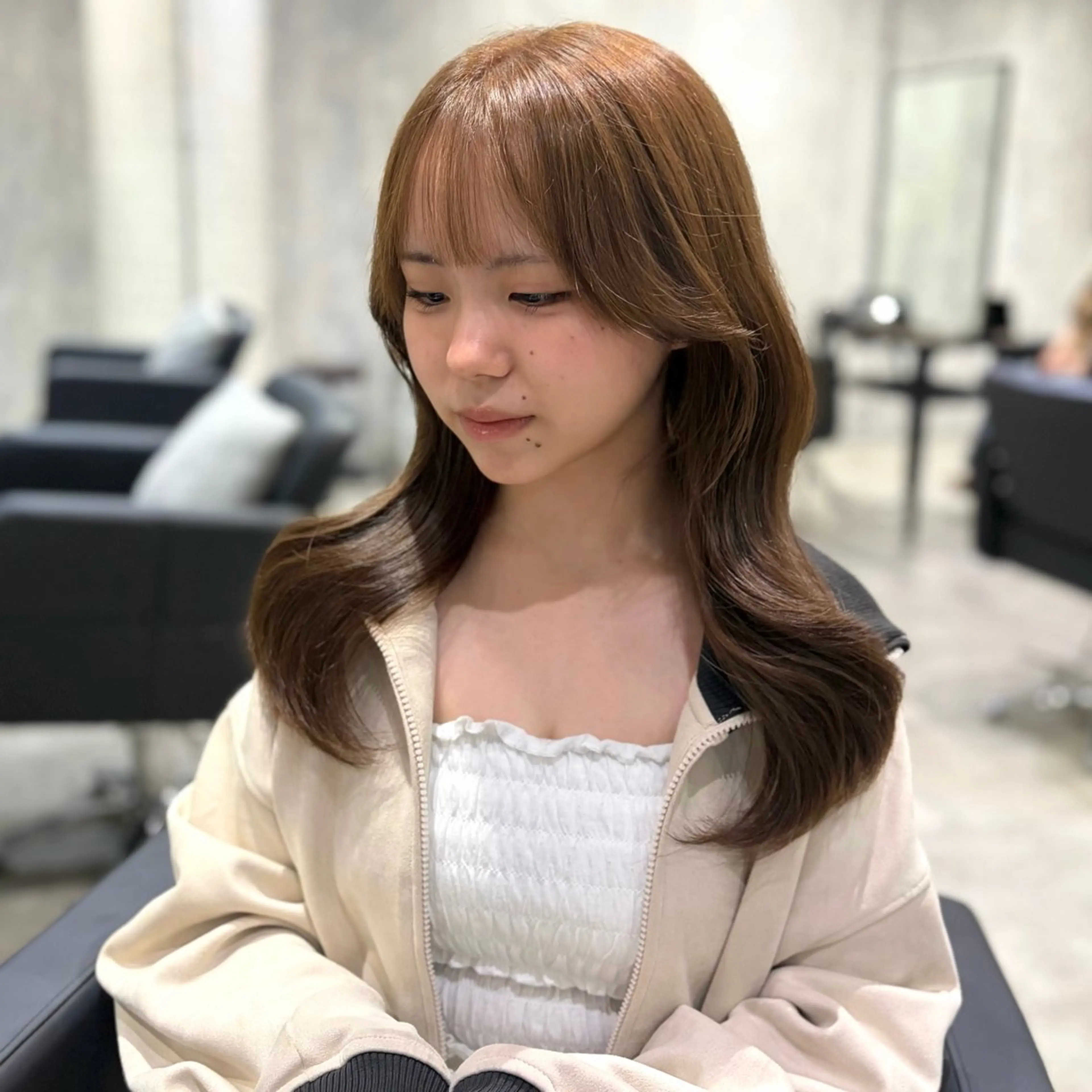 ロング カラー ベージュカラー 透明感カラー カット ヘアカラー トリートメント shiori/透明感 /顔周り/髪質改善のヘアスタイル