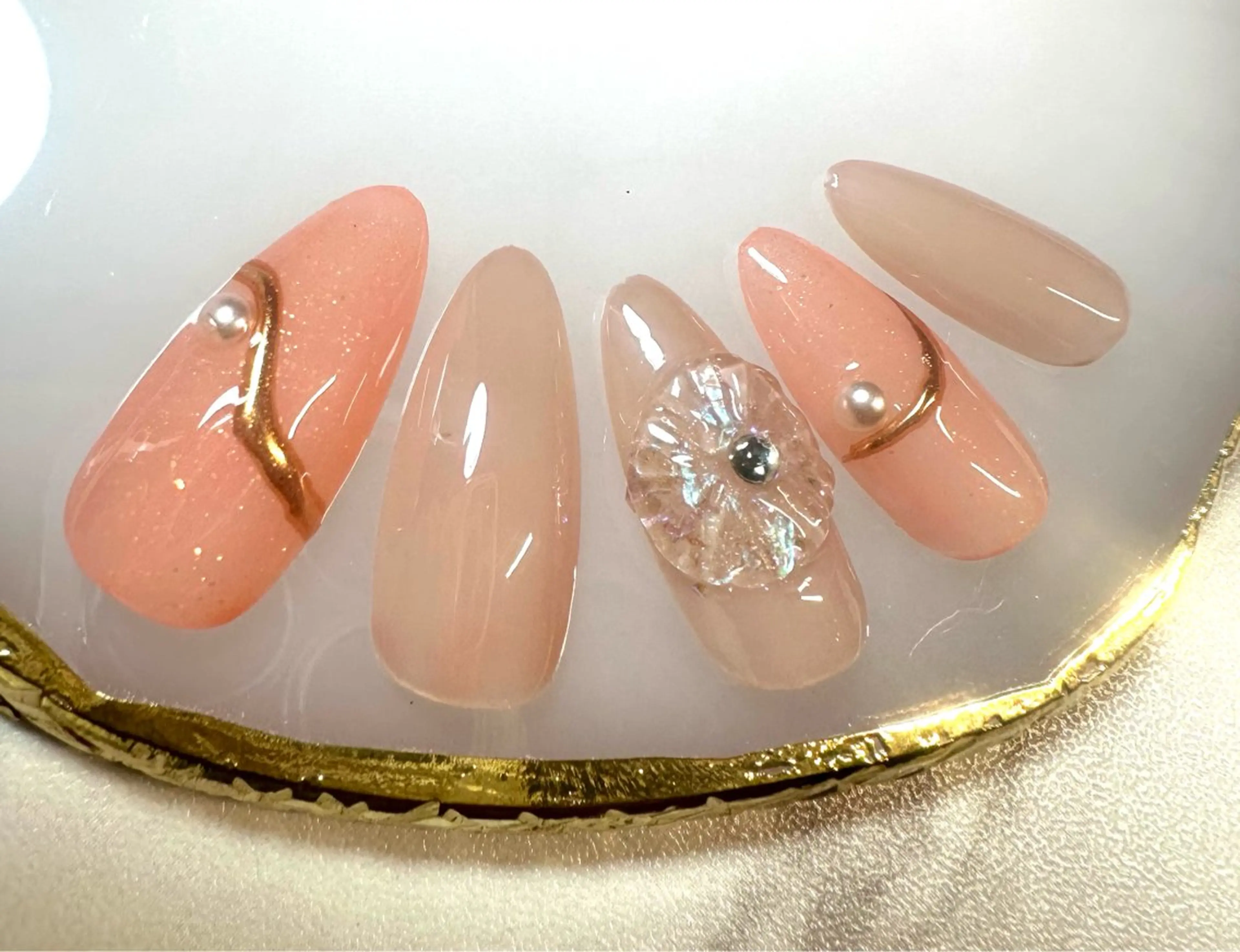 ネイル ハンドネイル Nailist Erikaのネイルデザイン