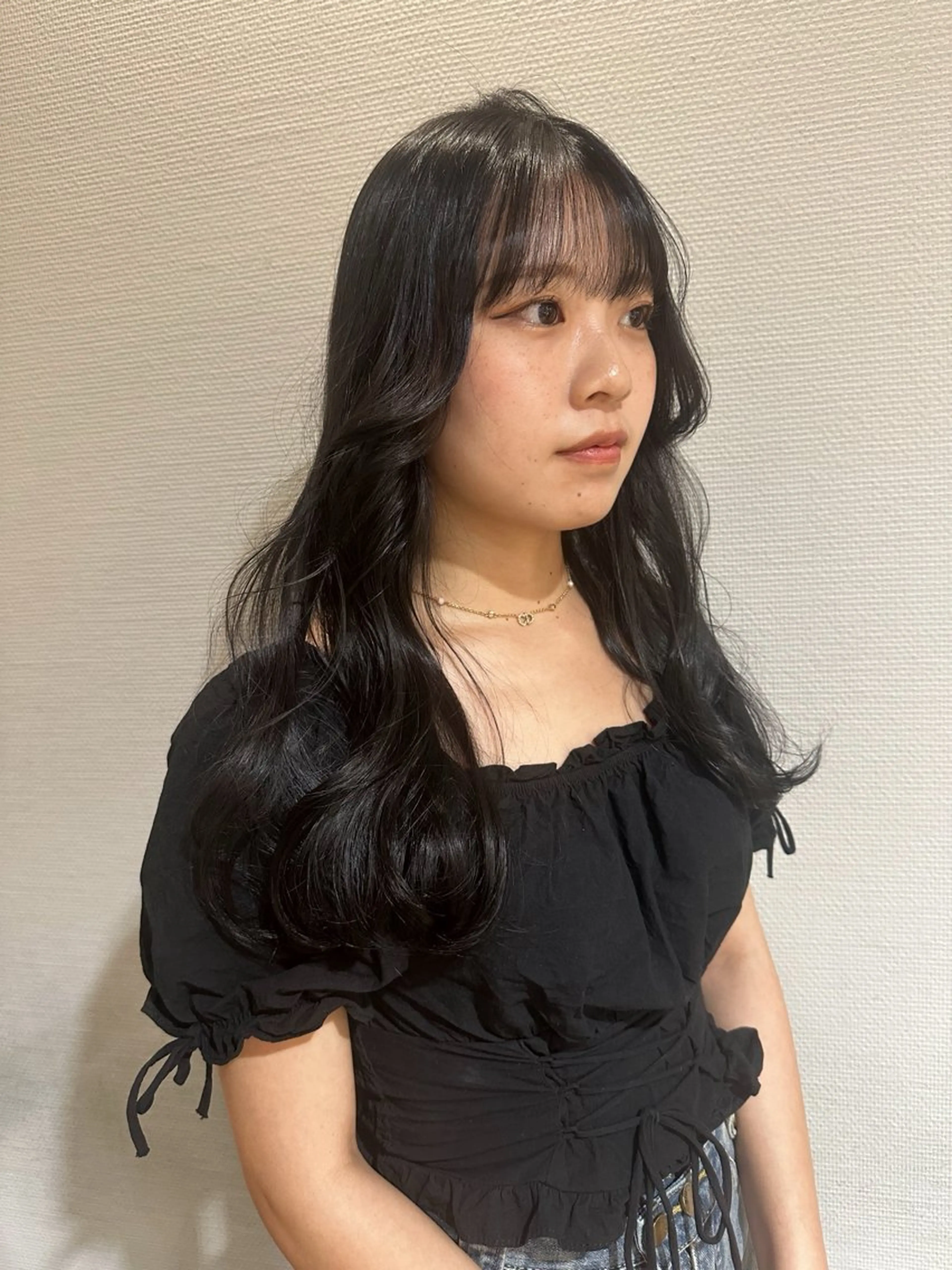 ロング カラー カット ヘアカラー トリートメント 塩澤 榛奈のヘアスタイル