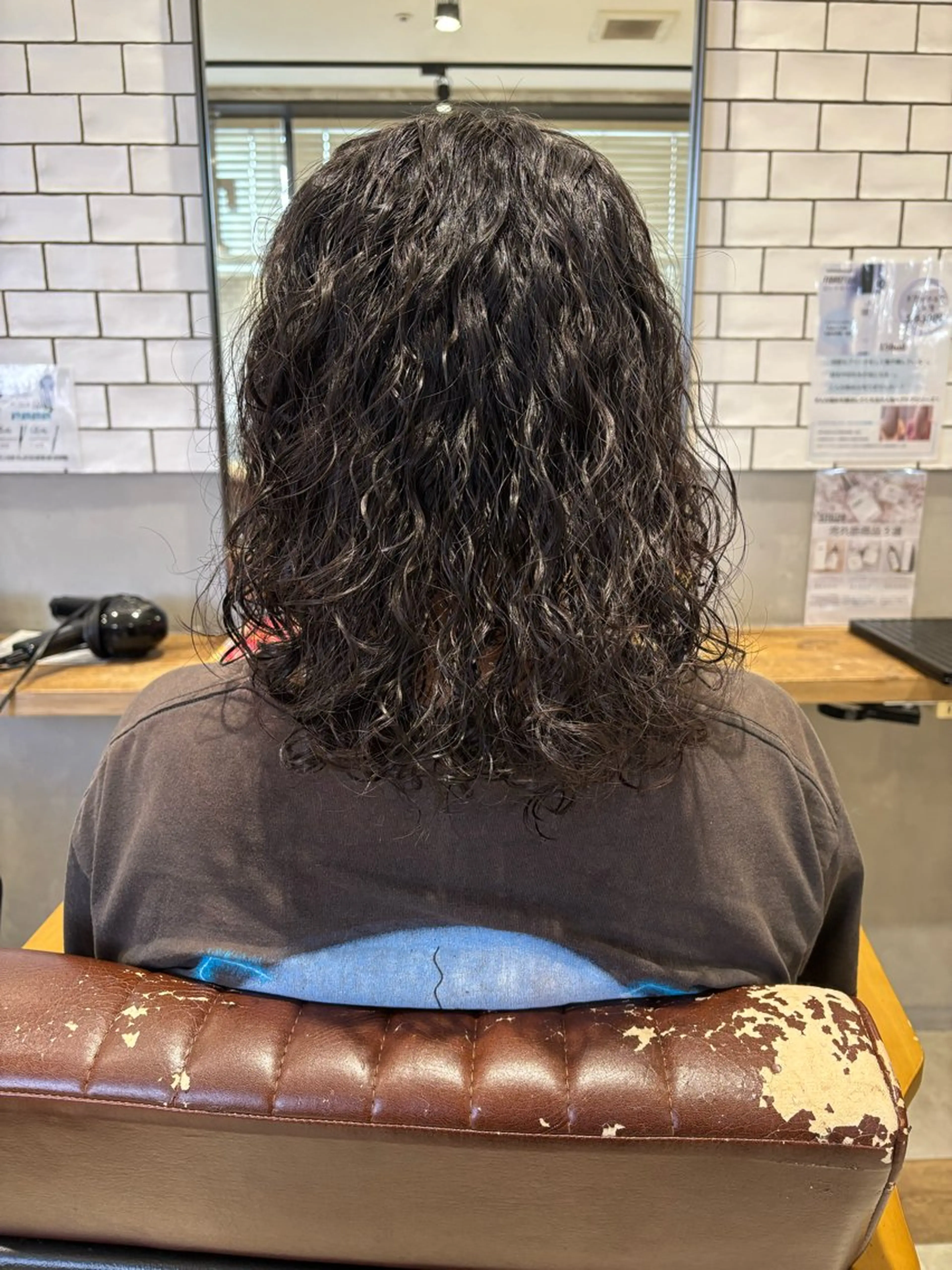 セミロング カット パーマ 菊地 優斗のヘアスタイル