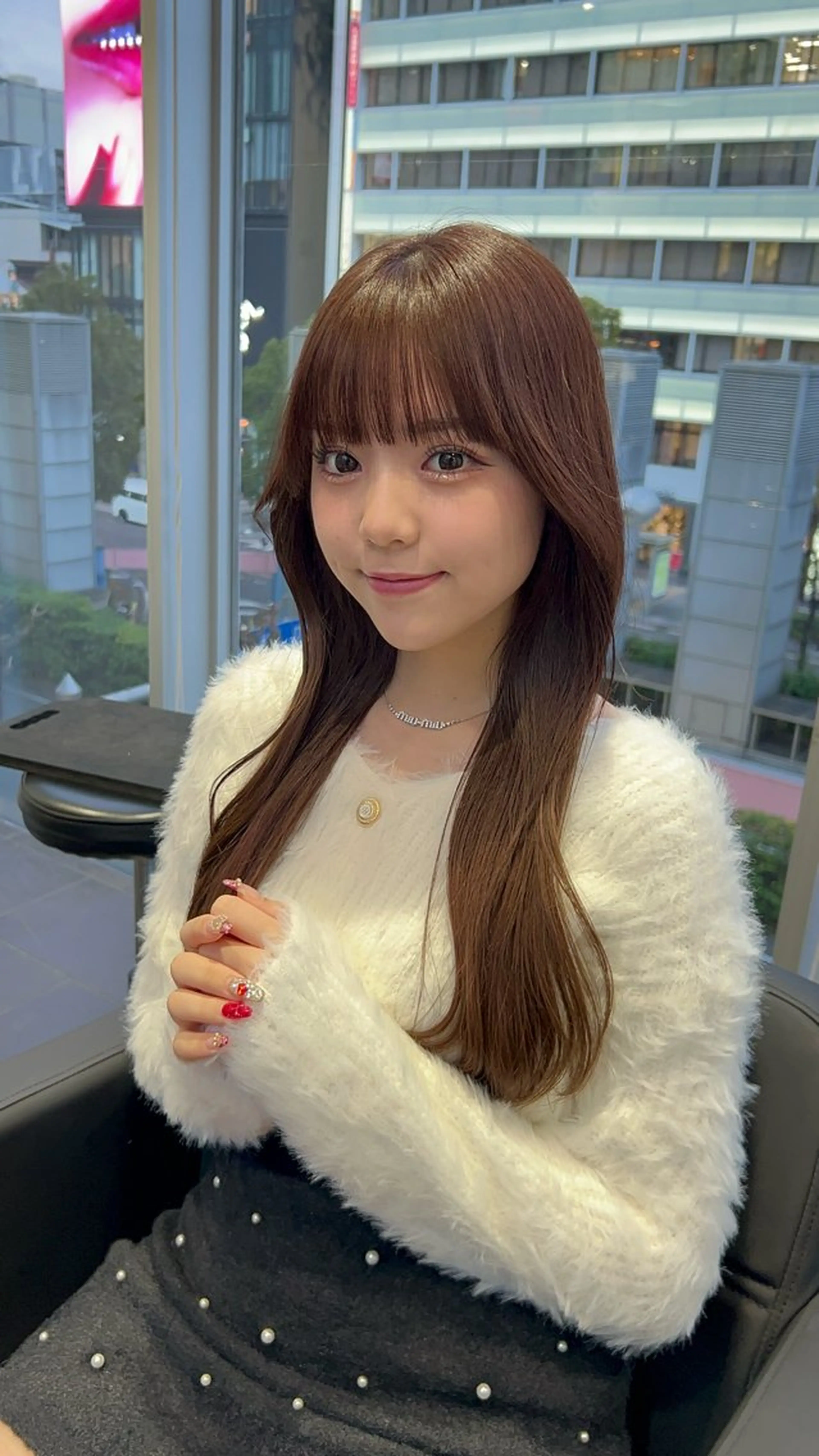 セミロング i.osaka所属・たつ/レイヤーカット 顔周り/髪質改善のヘアスタイル