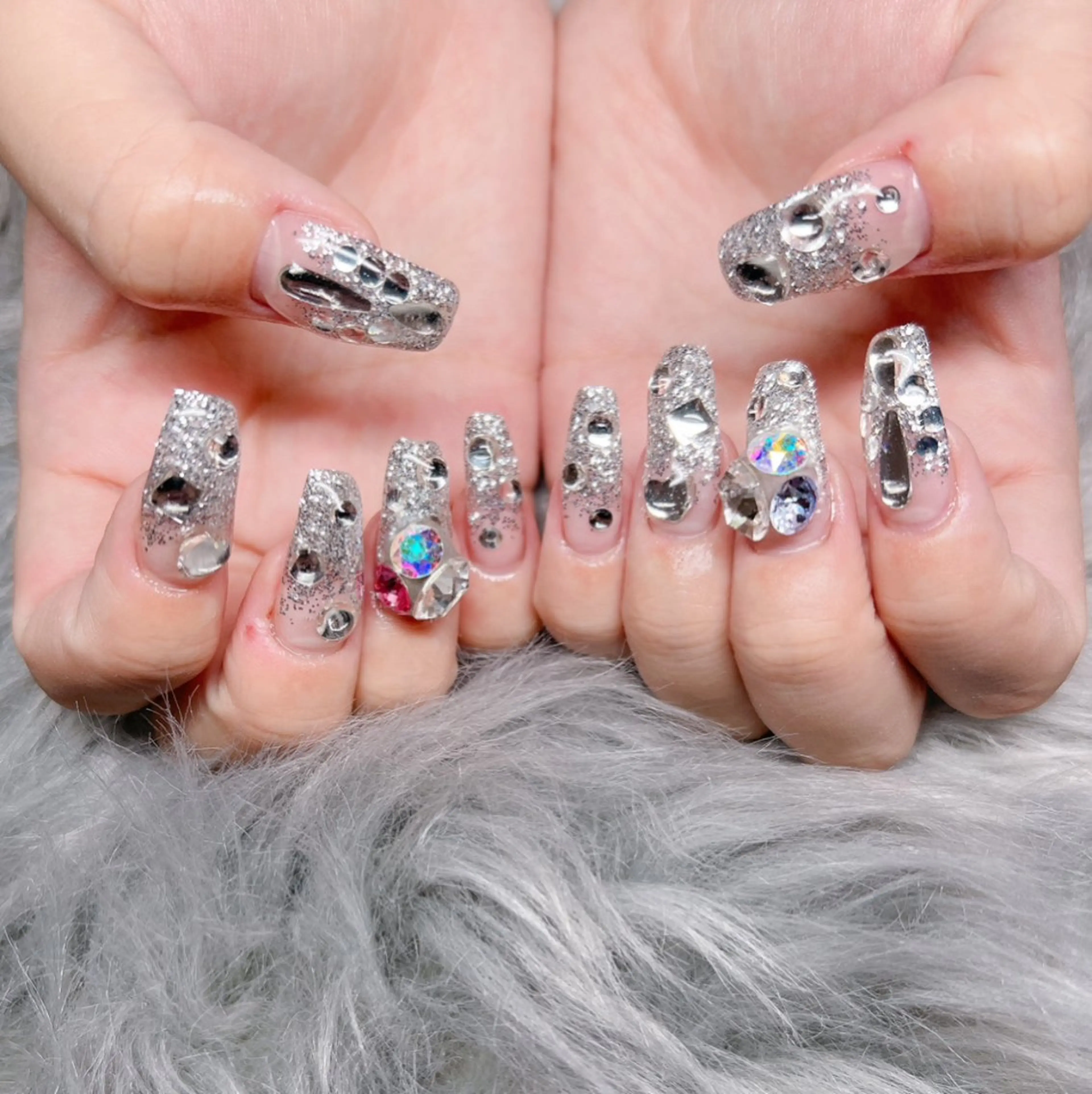 ネイル 個室ネイルサロンDolly Girl〜ドーリーガール〜所属・DollyGirl KYOKOのネイルデザイン