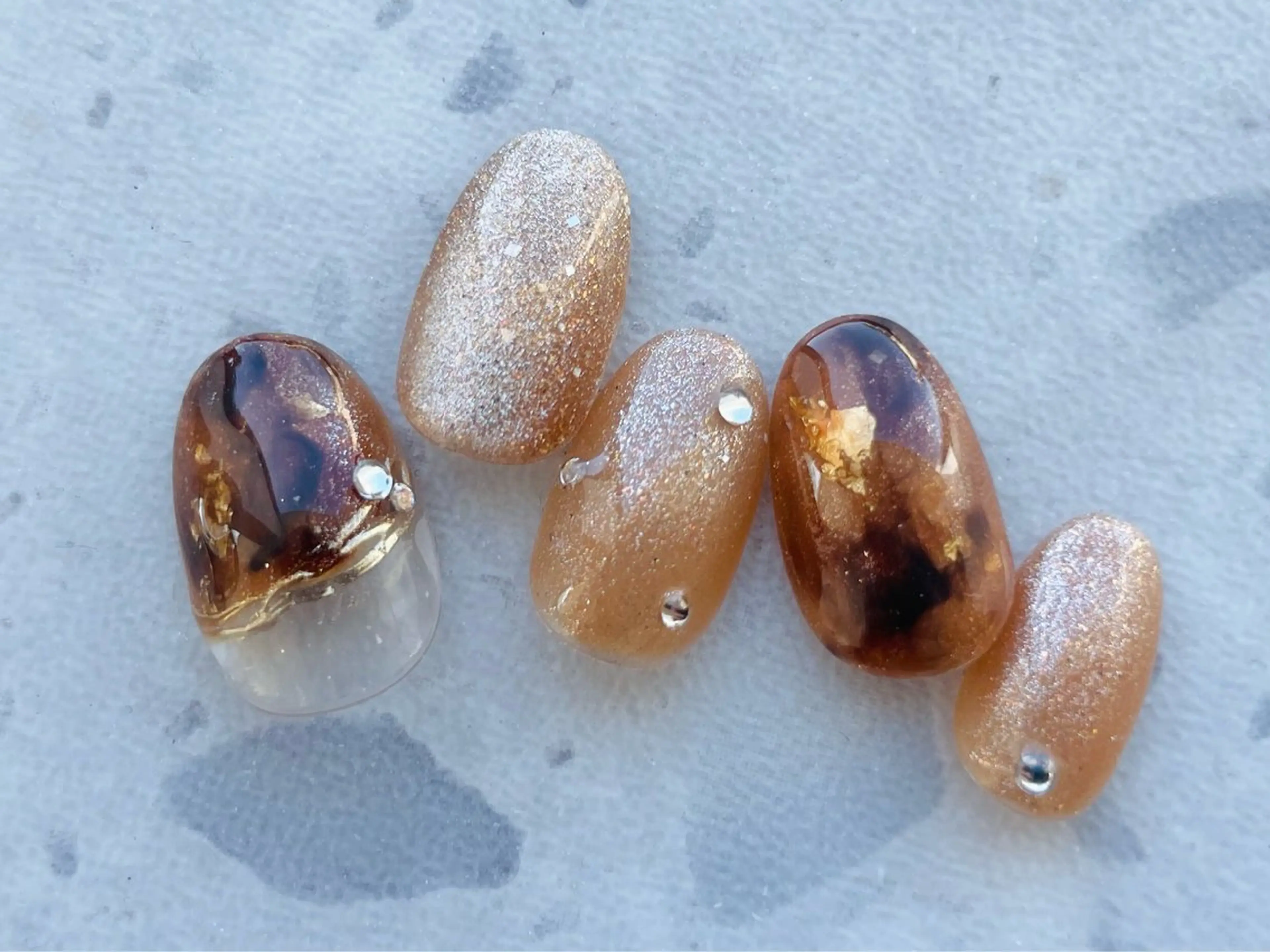 ネイル べっ甲ネイル EARTH笛吹店所属・EARTH笛吹店 ハルナのネイルデザイン