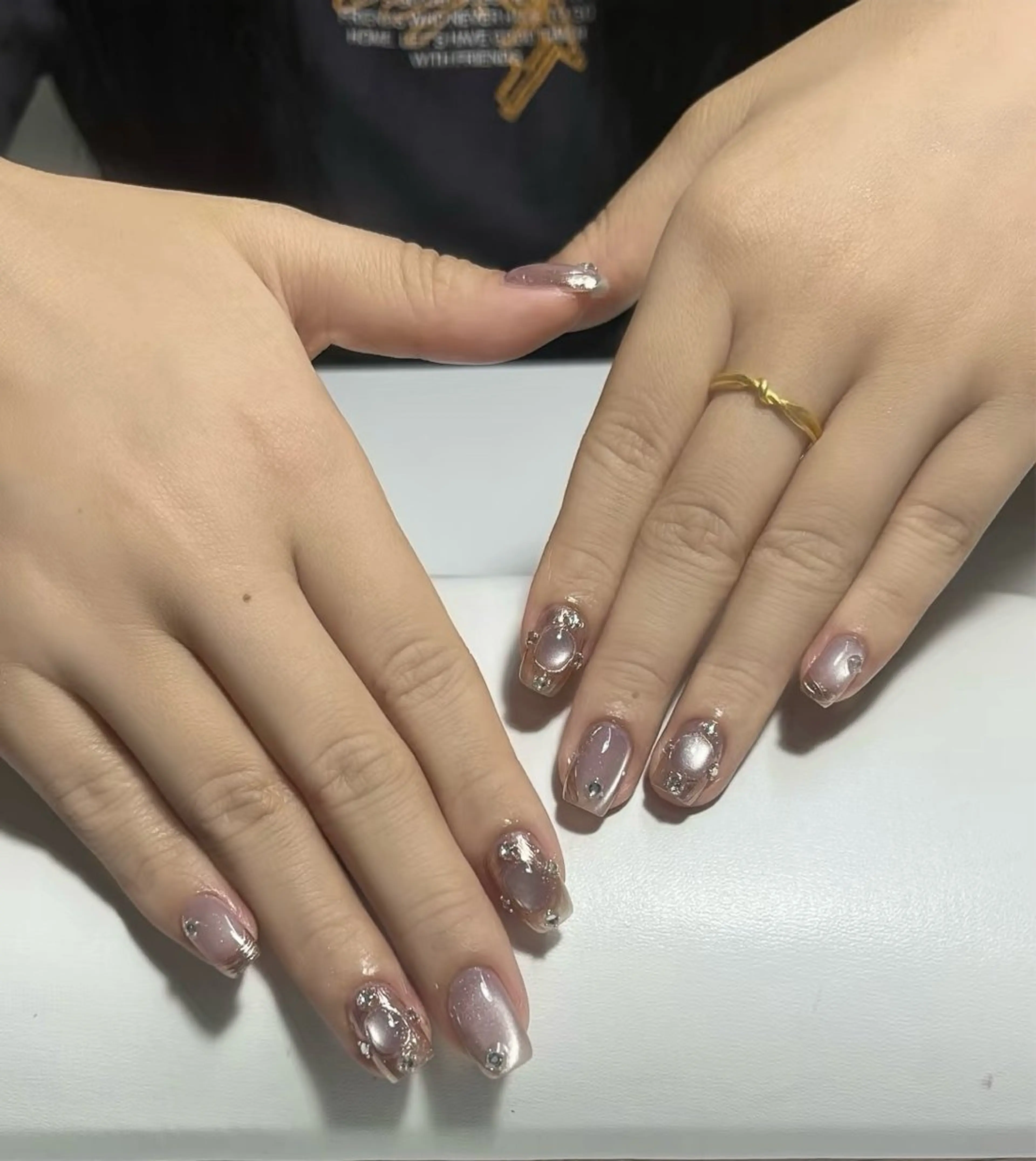 ネイル 高木 維麗絲のネイルデザイン