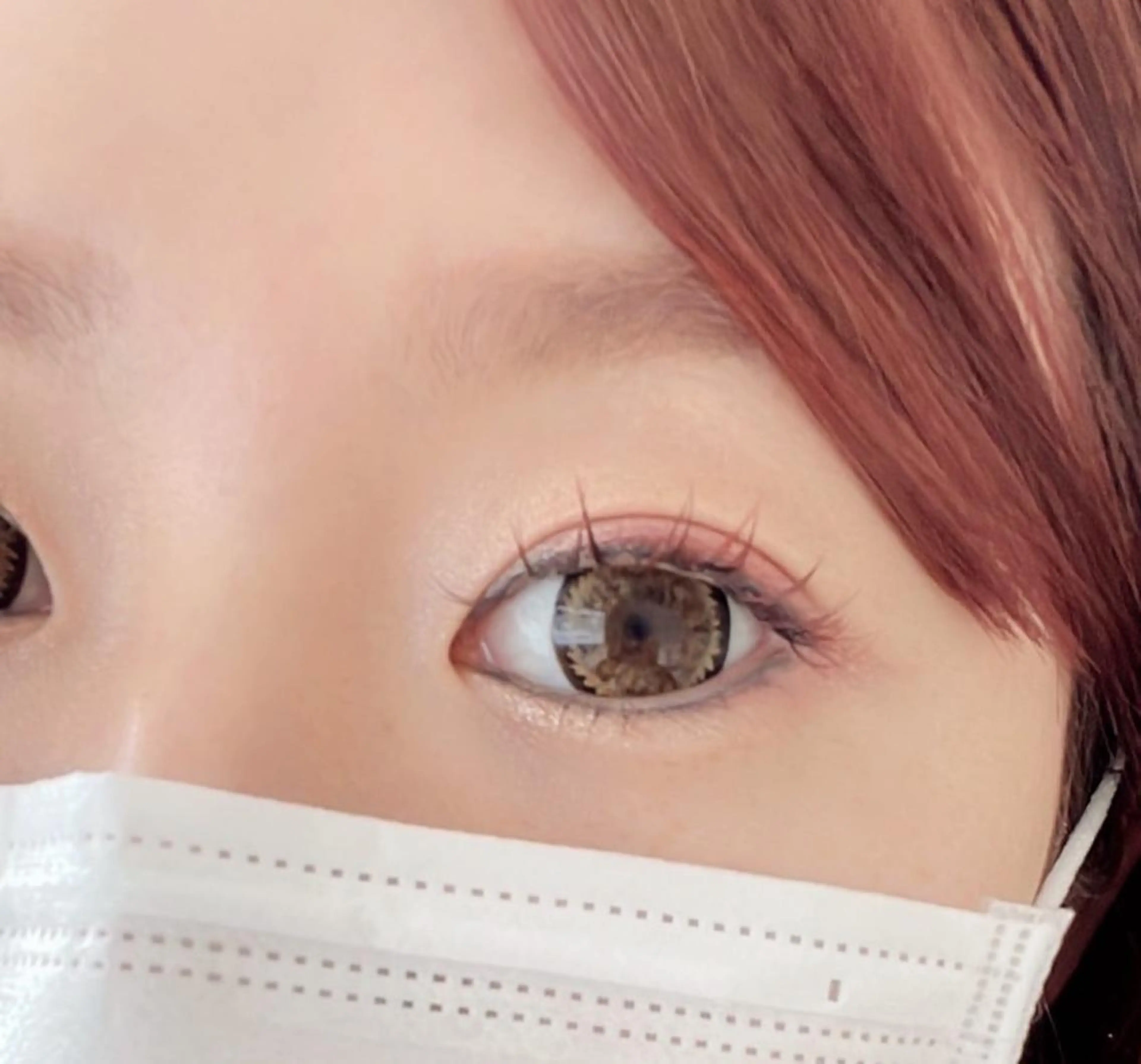 カラーまつ毛の写真