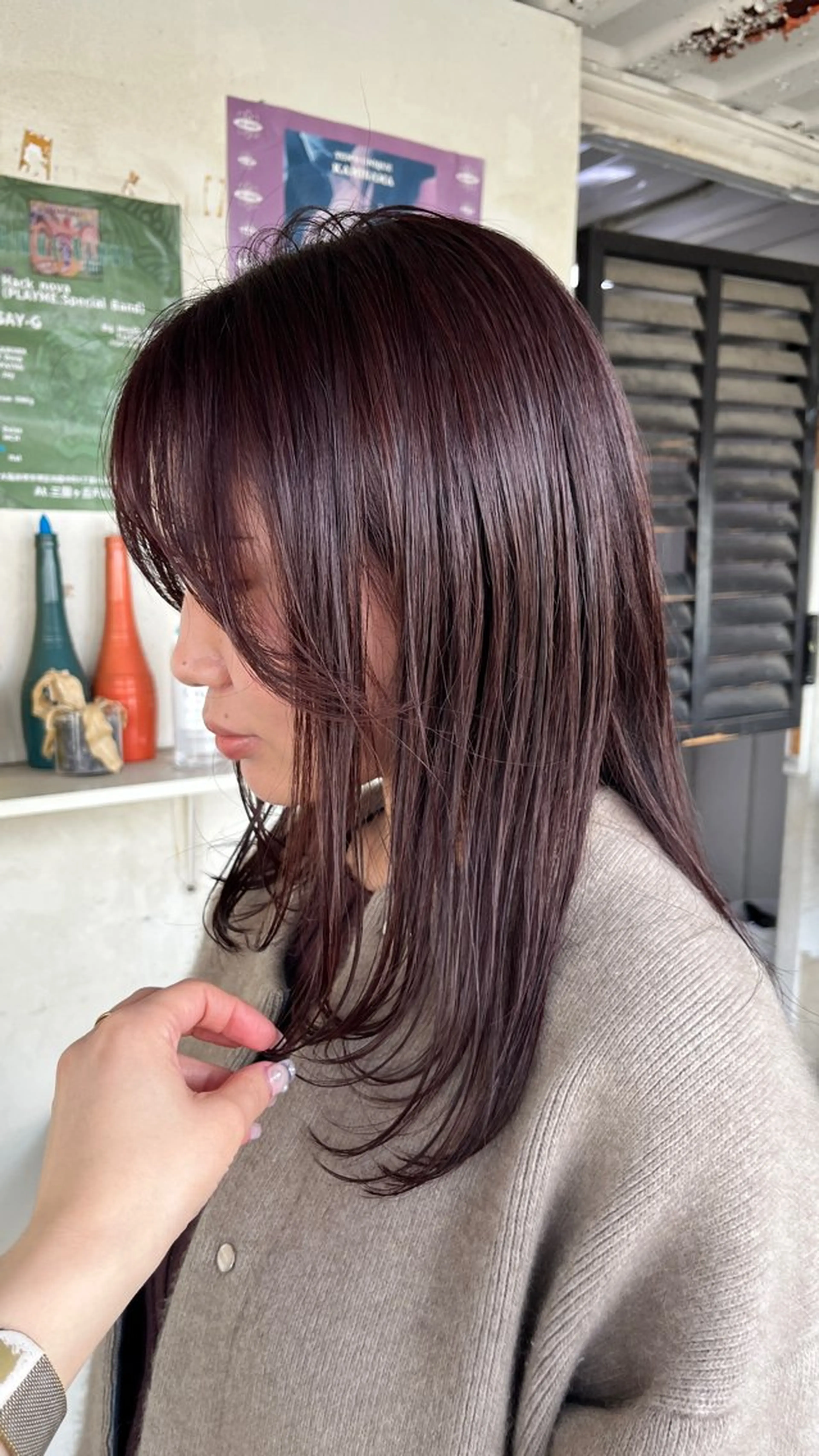 ロング カラー ブラウンカラー ラベンダーカラー 顔まわりレイヤー レイヤーカット カット ヘアカラー CAOLILA /Sakiのヘアスタイル