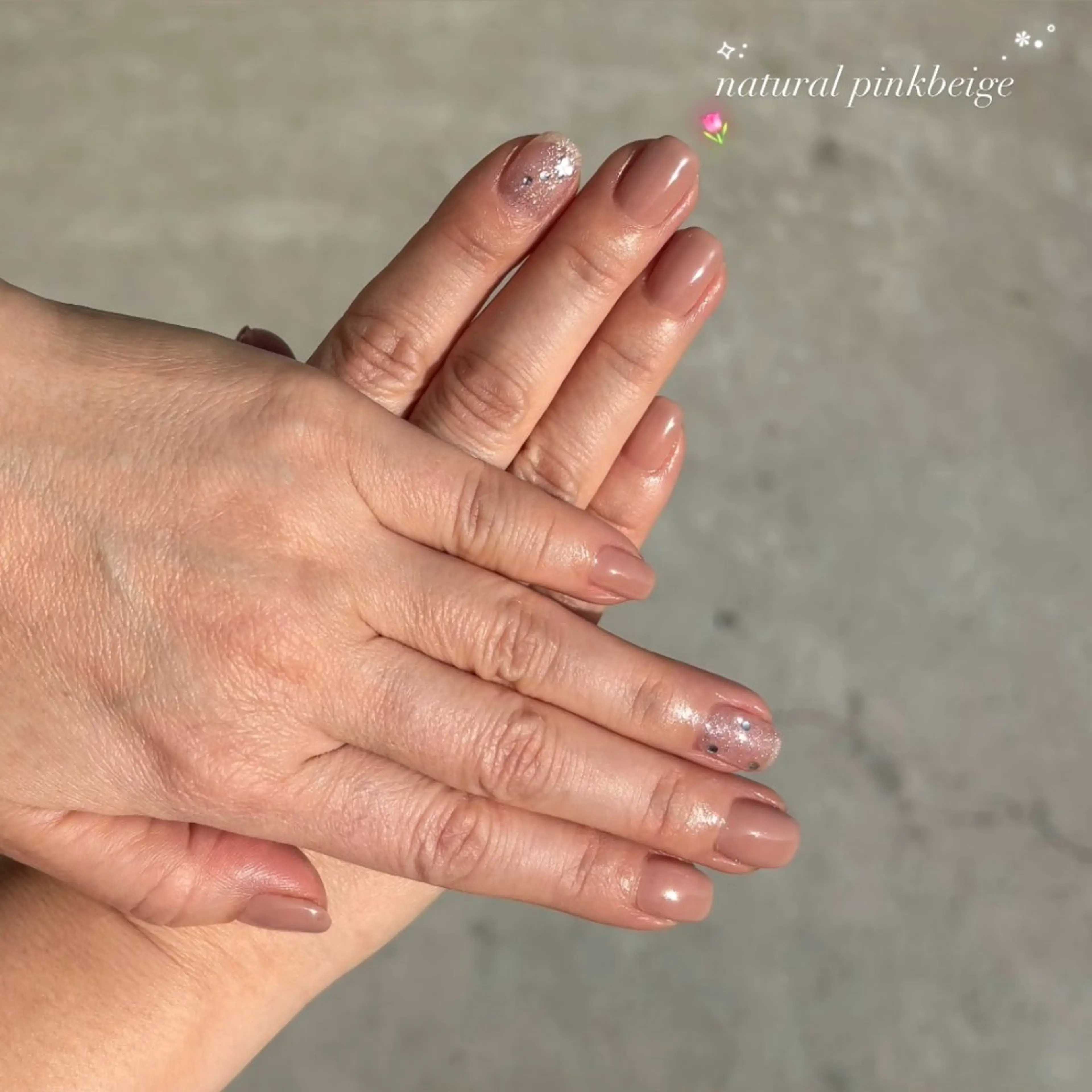 ネイル アートネイル フラッシュネイル ラメ(グリッター) ピンク ピンクベージュ セプトアカデミー 松村のネイルデザイン