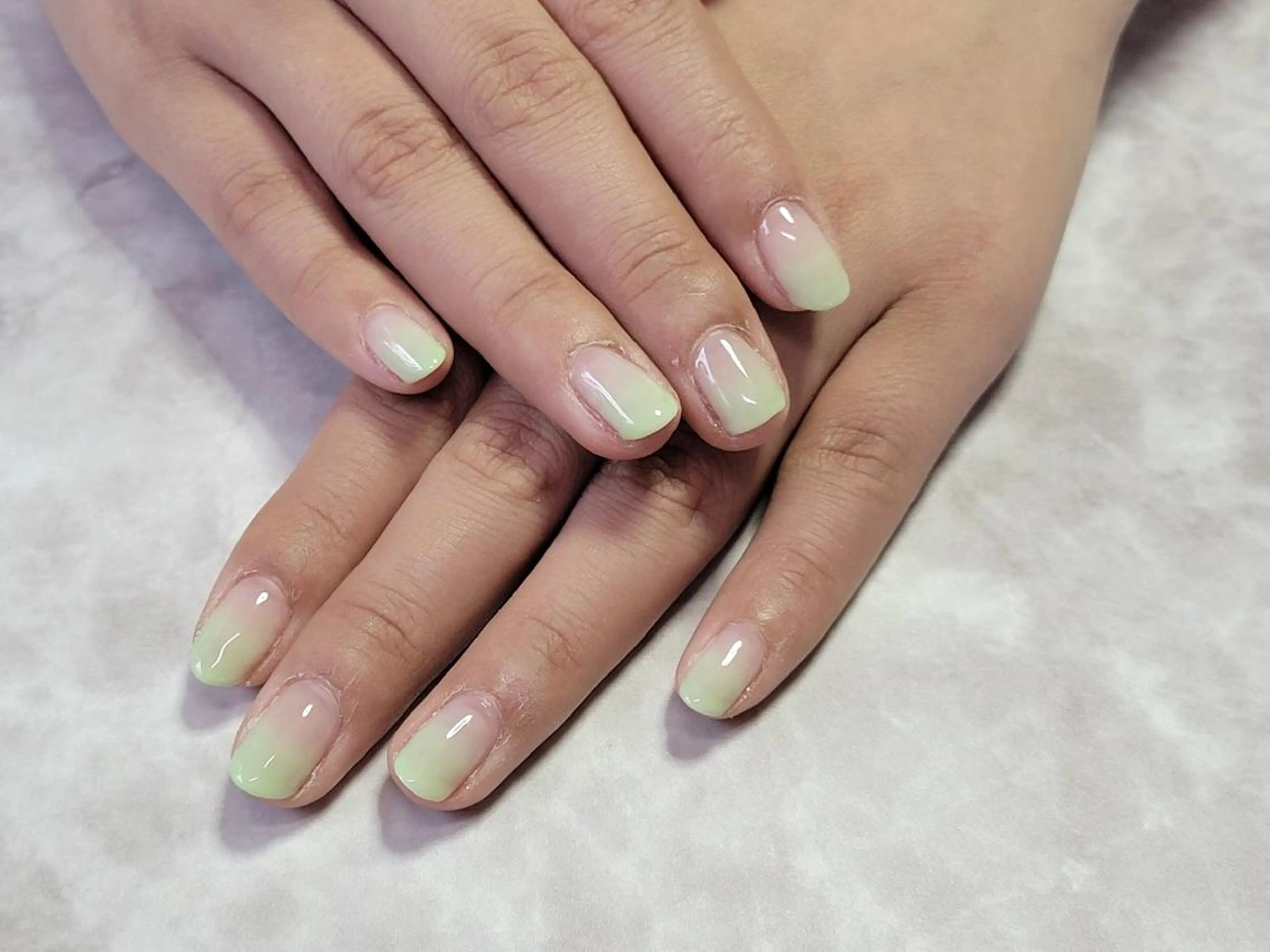 ネイル グリーン パステルネイル 春ネイル Nails and  Beauty-Mのネイルデザイン