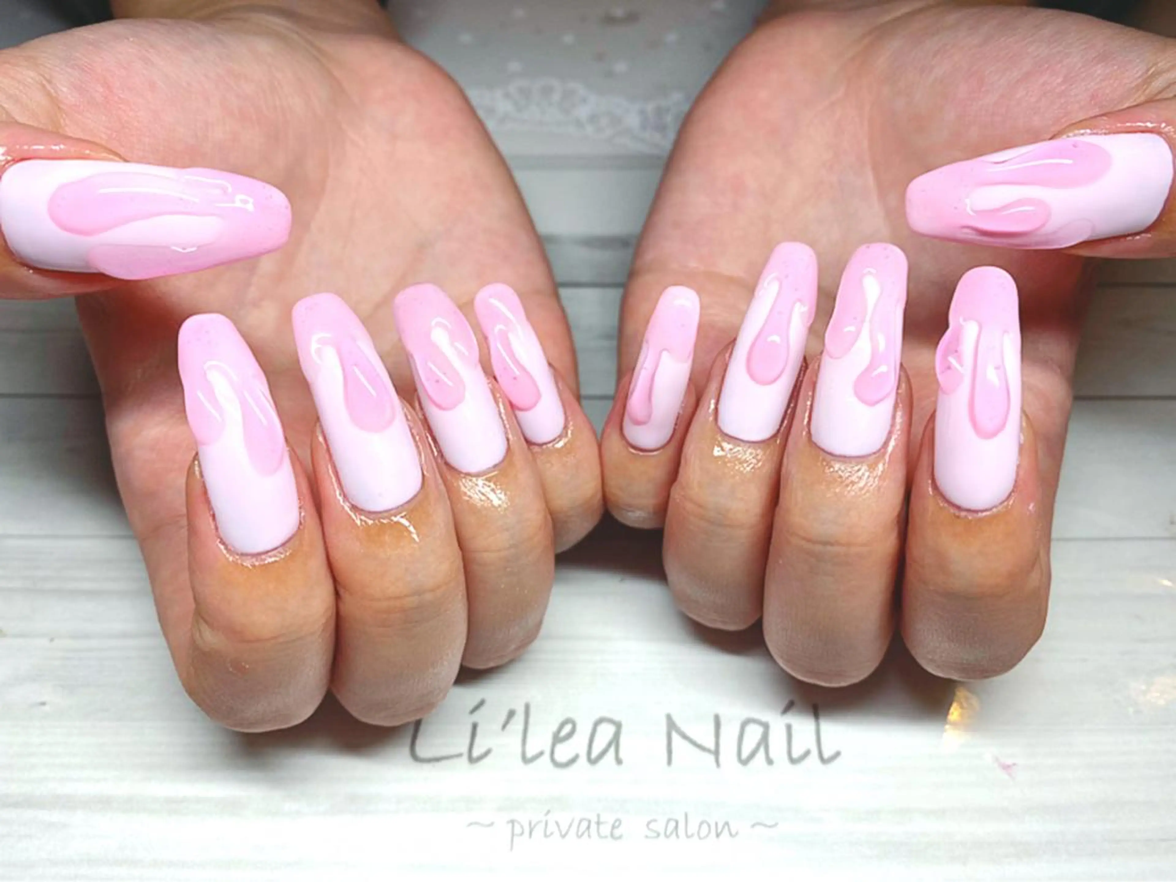 ネイル Li'leaNail AINAのネイルデザイン