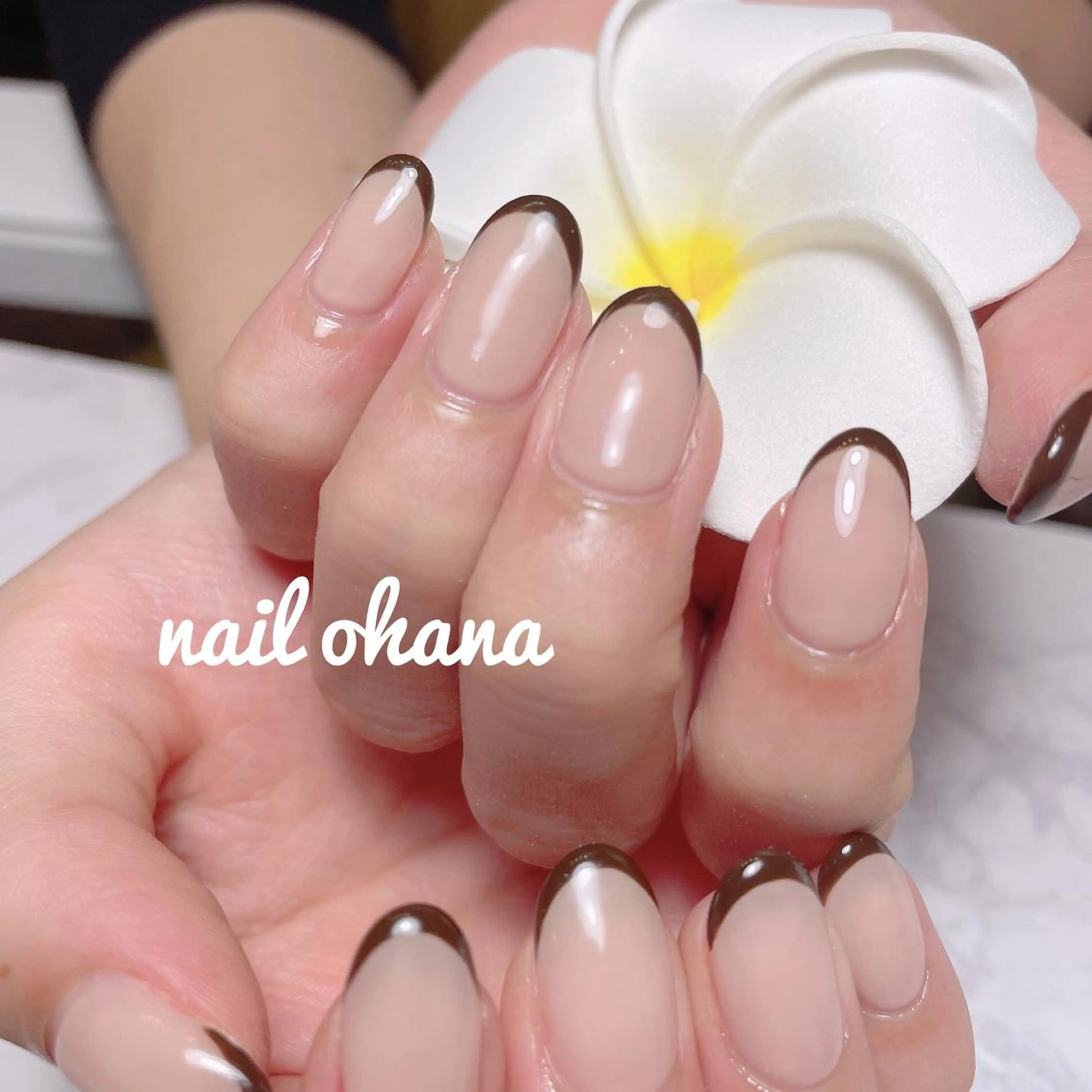 ネイル ブラウン フレンチネイル ジェルネイル 持ち込み 那覇🏝️台湾人 ネイリストSHIUのネイルデザイン
