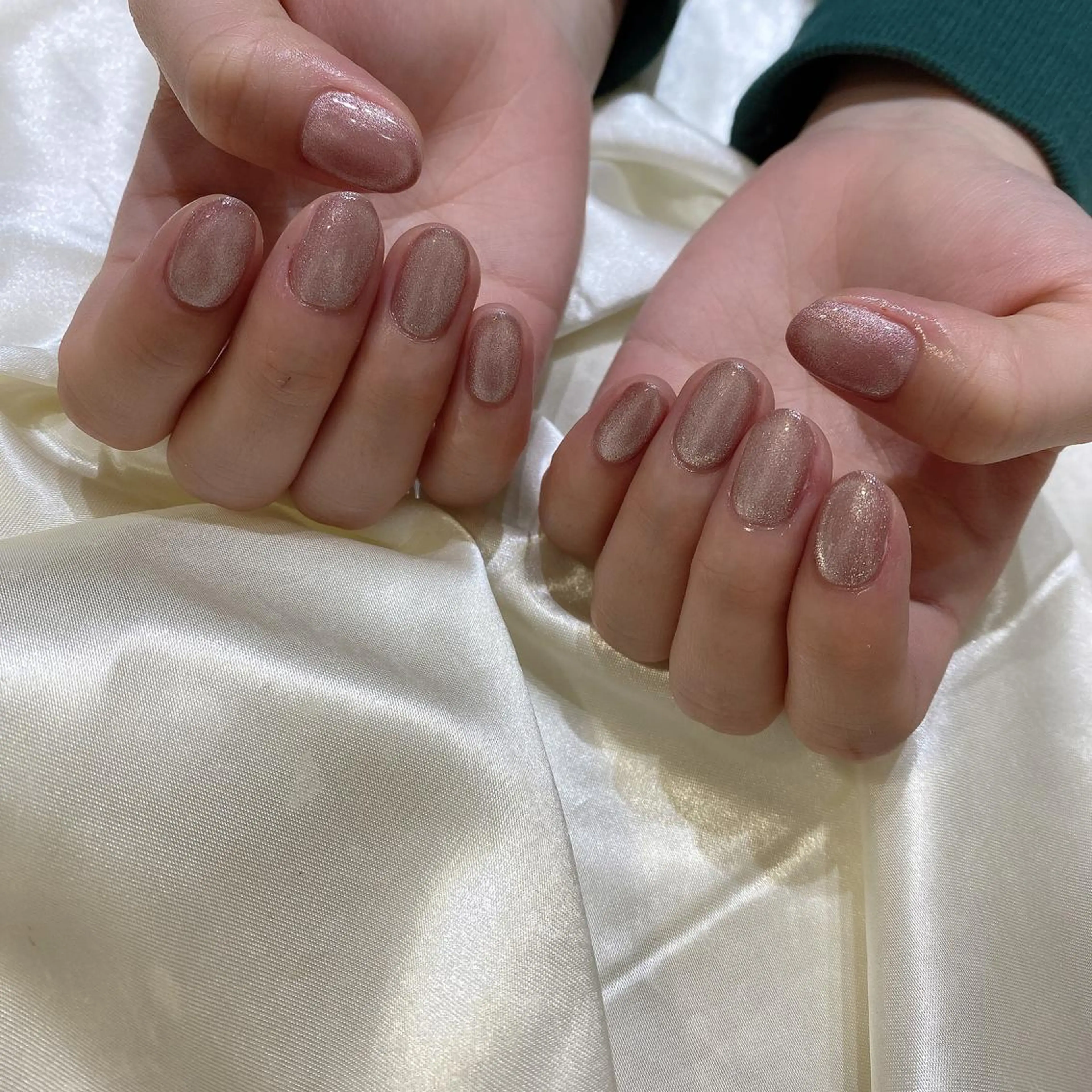 ネイル ハンドネイル 西岡 杏のネイルデザイン