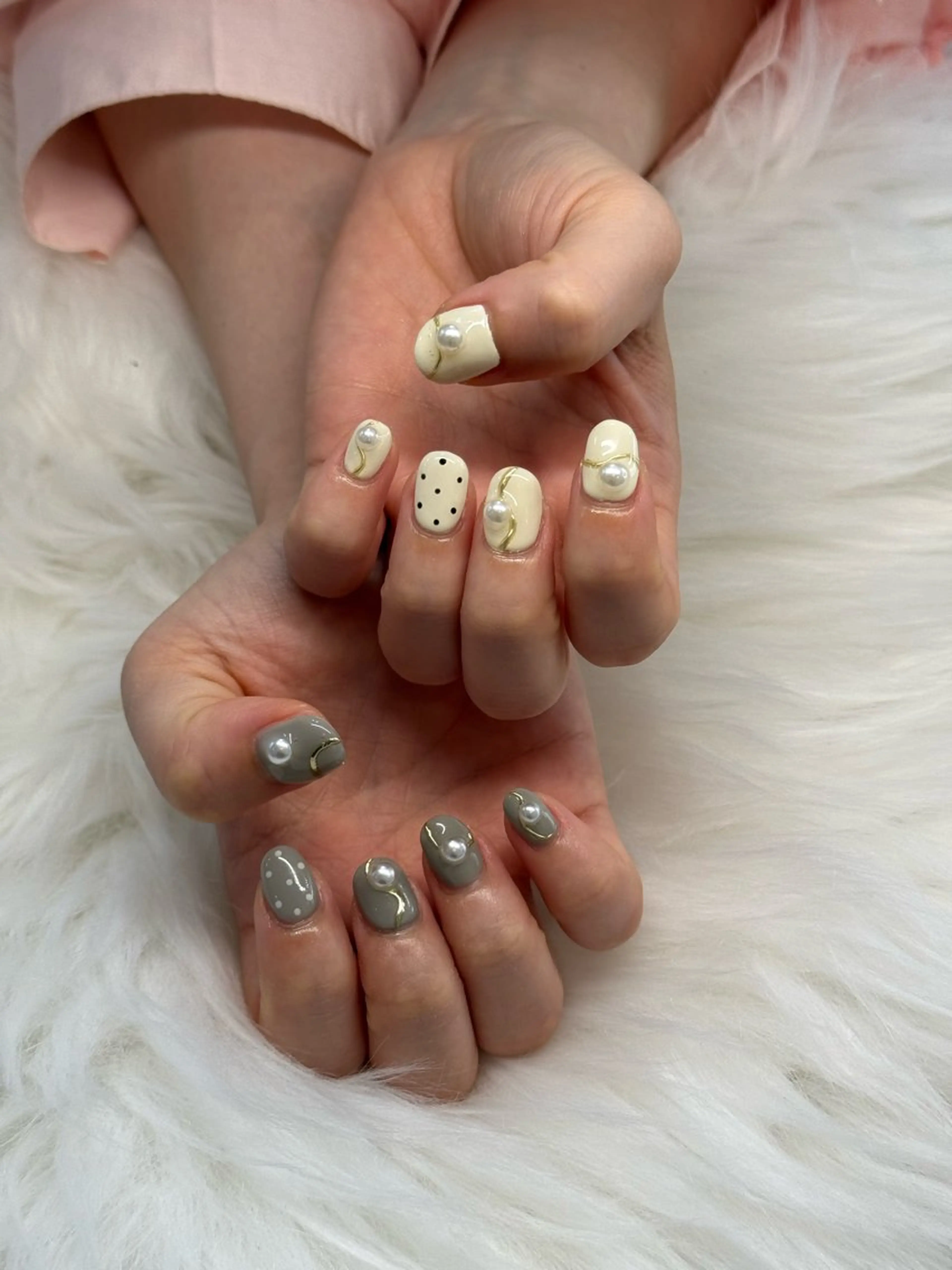 ネイル Loa　salon所属・小畑 寧捺のネイルデザイン