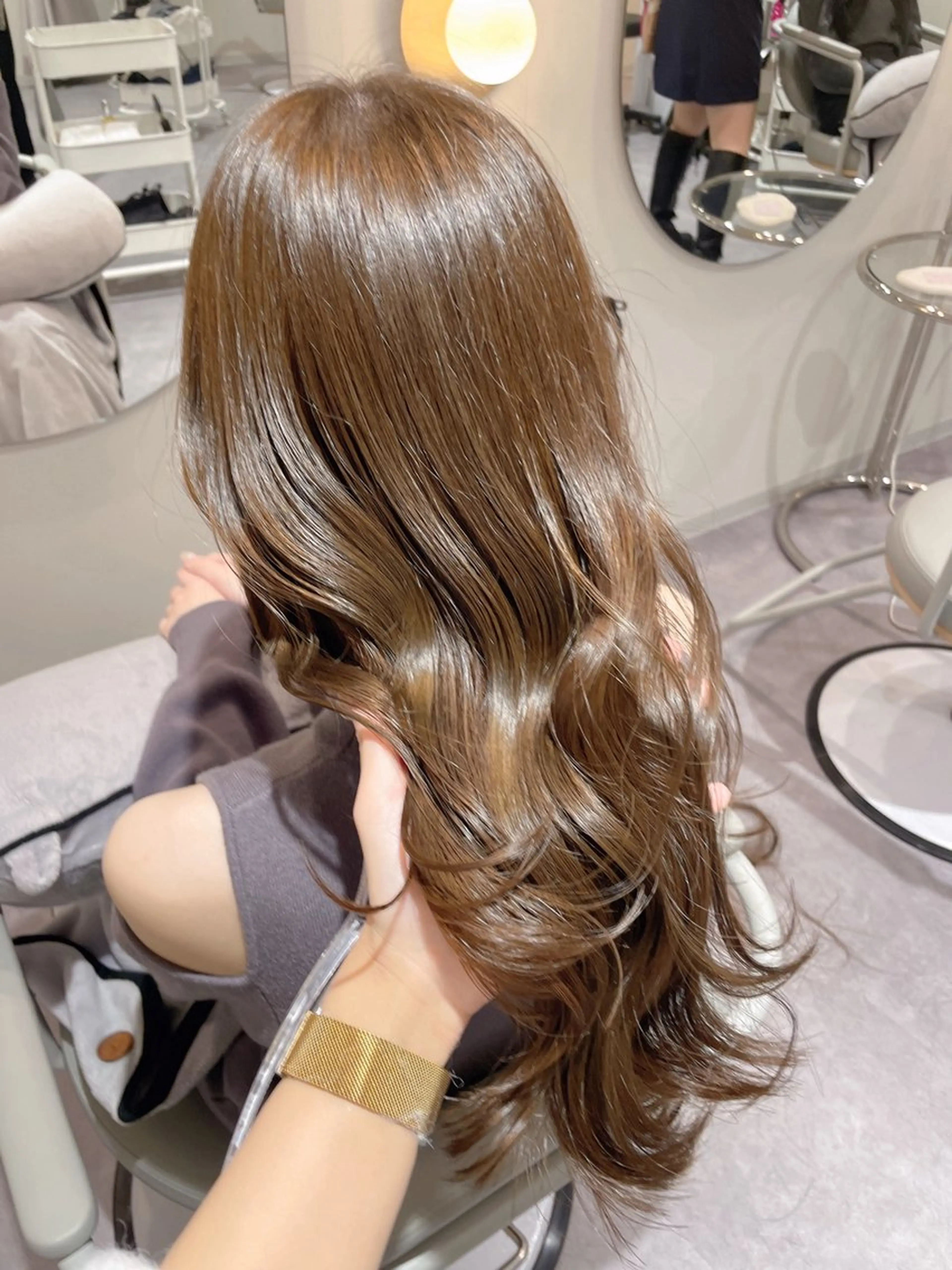 ロング 廣岡 采音のヘアスタイル