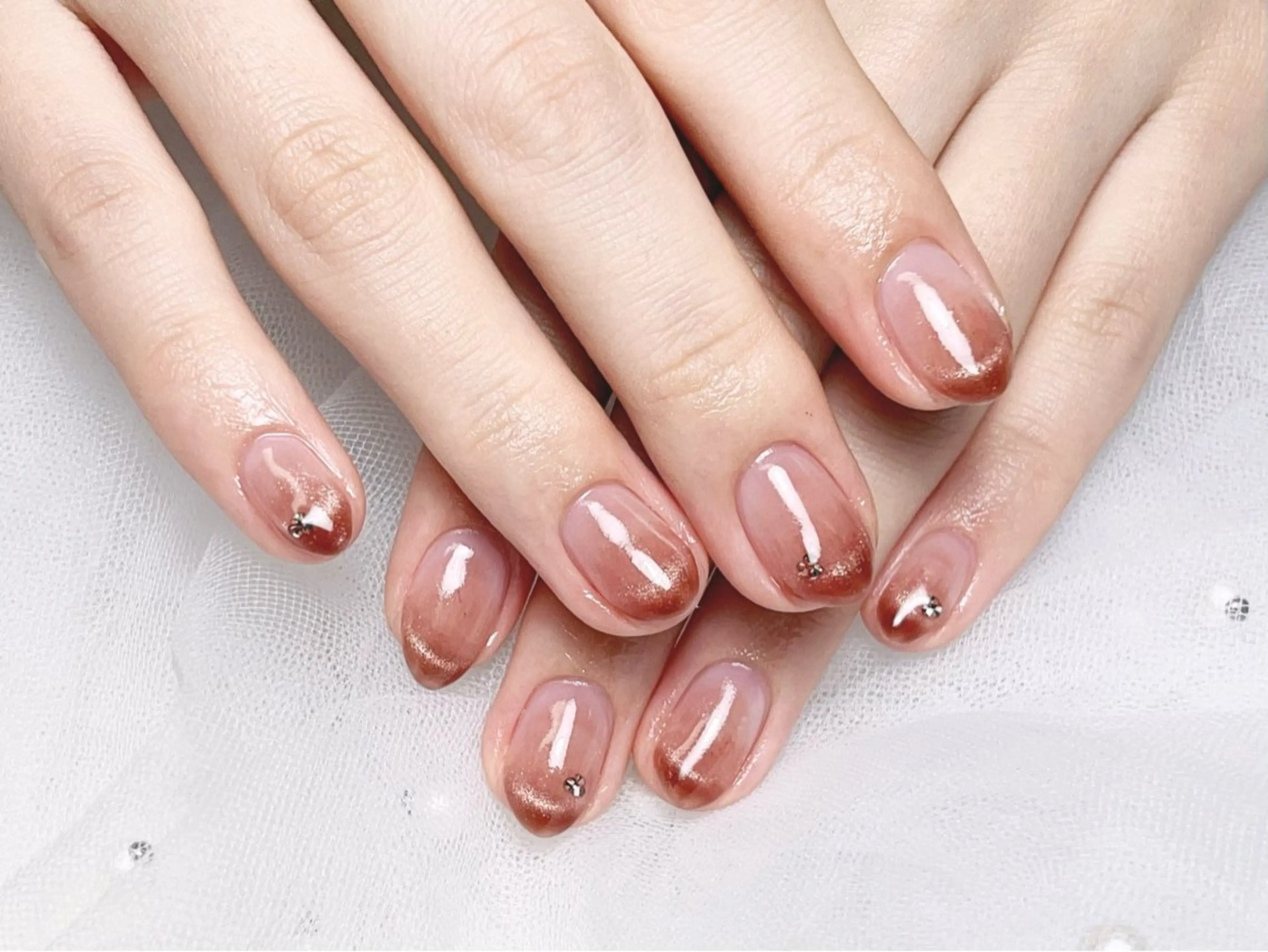ネイル チークネイル マグネットネイル Rs nail 新宿西口のネイルデザイン