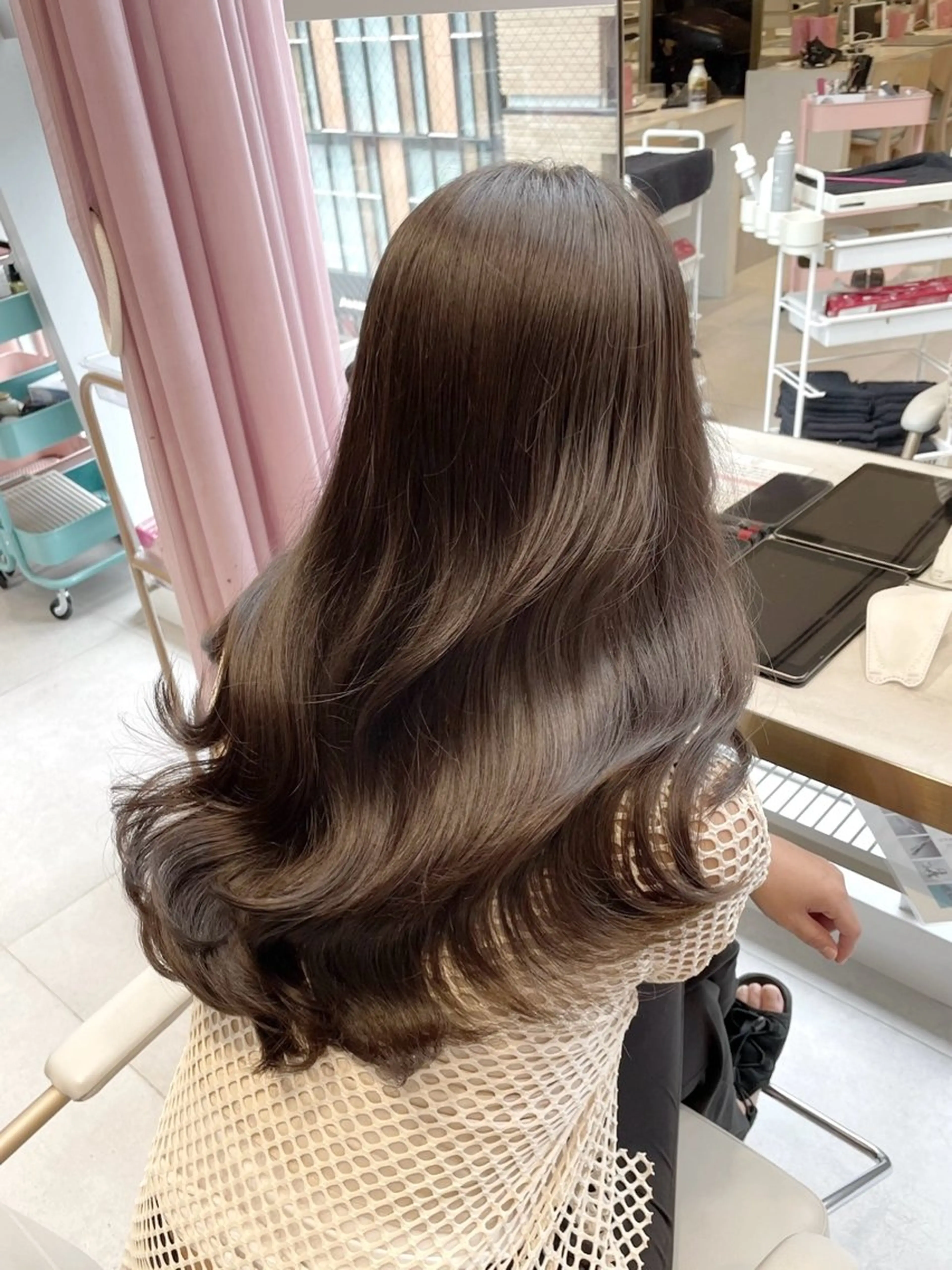 ロング カラー ダークグレー ダークグレージュ グレージュ イルミナカラー くびれヘア 🇰🇷韓国風くびれ ヘア🇰🇷中村優大のヘアスタイル