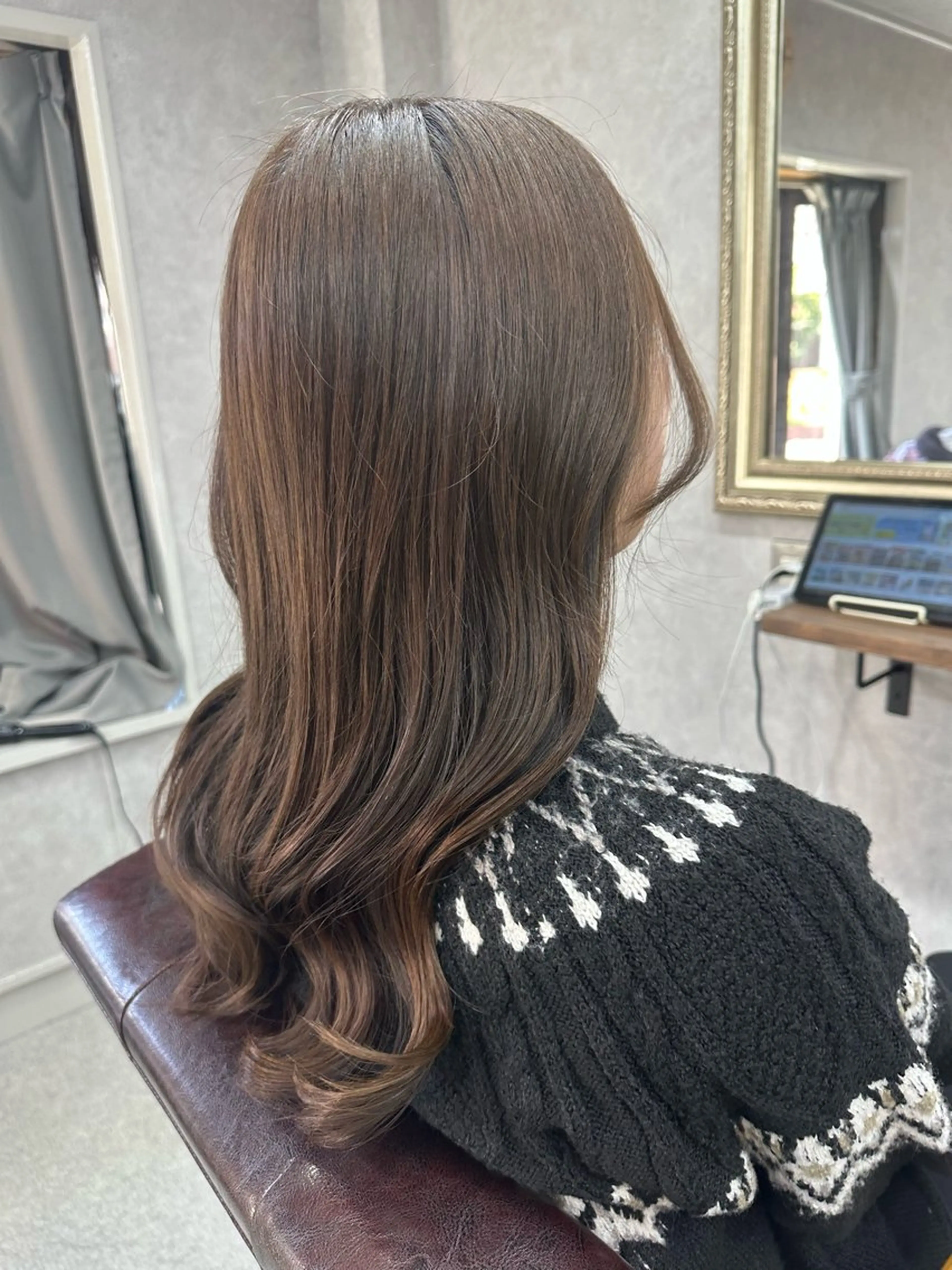 ロング カラー カット ヘアカラー トリートメント Lien 深井店のヘアスタイル