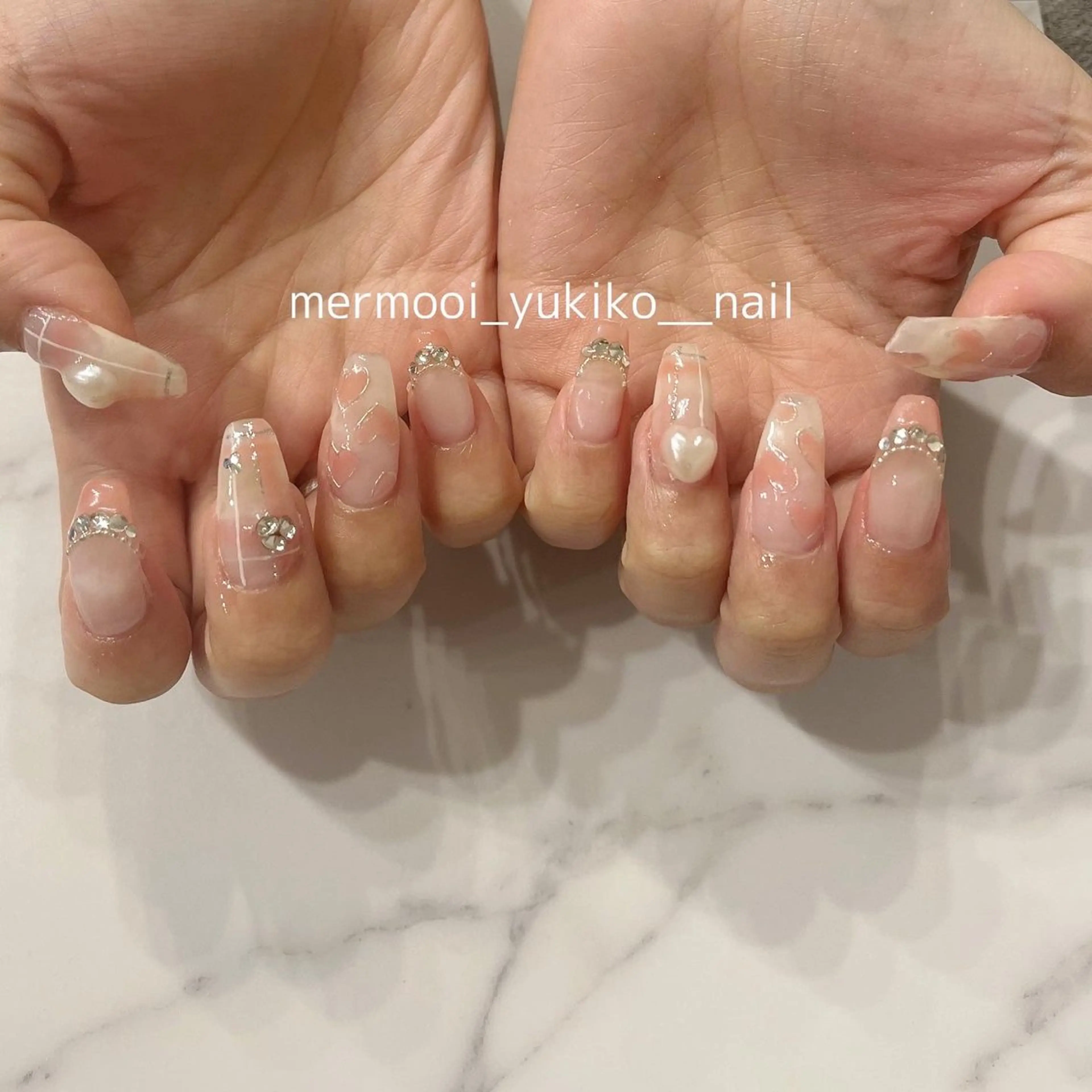 ネイル フレンチネイル ハート ハンドネイル melu所属・melu yukikoのネイルデザイン