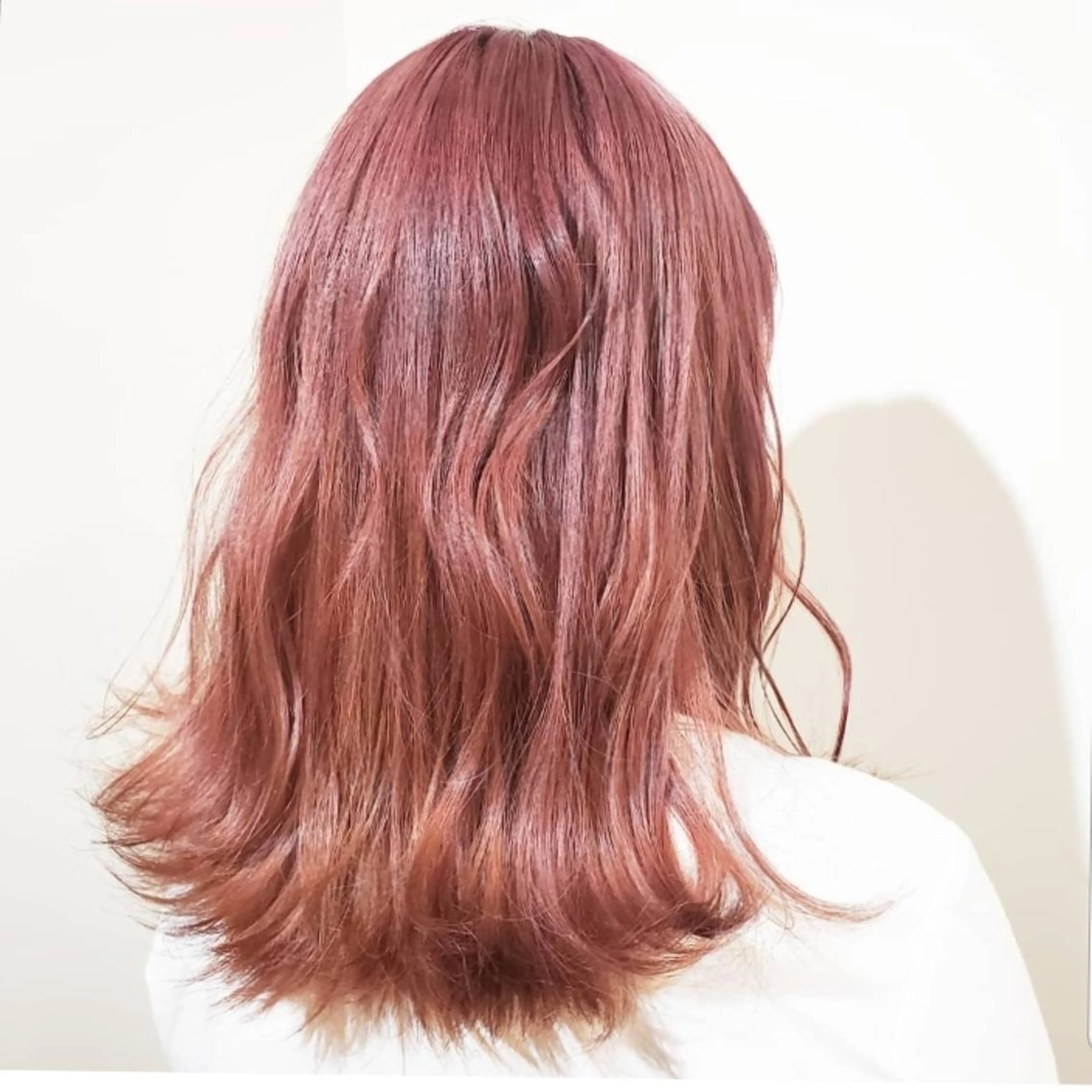 セミロング カット ヘアカラー トリートメント 🇰🇷透明感×ハイ トーン🌟tomoのヘアスタイル