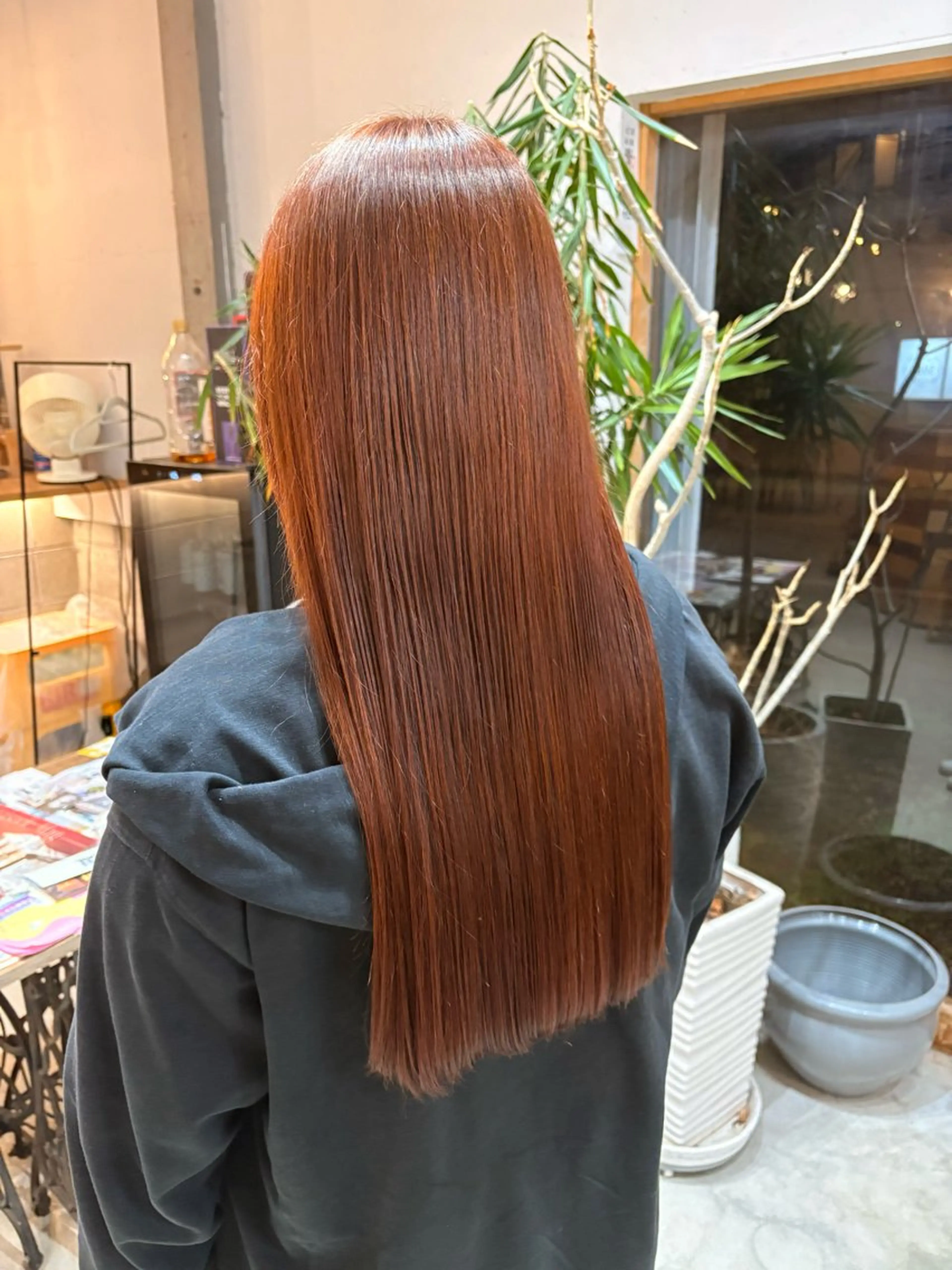 ロング SOKO所属・林 玲奈のヘアスタイル