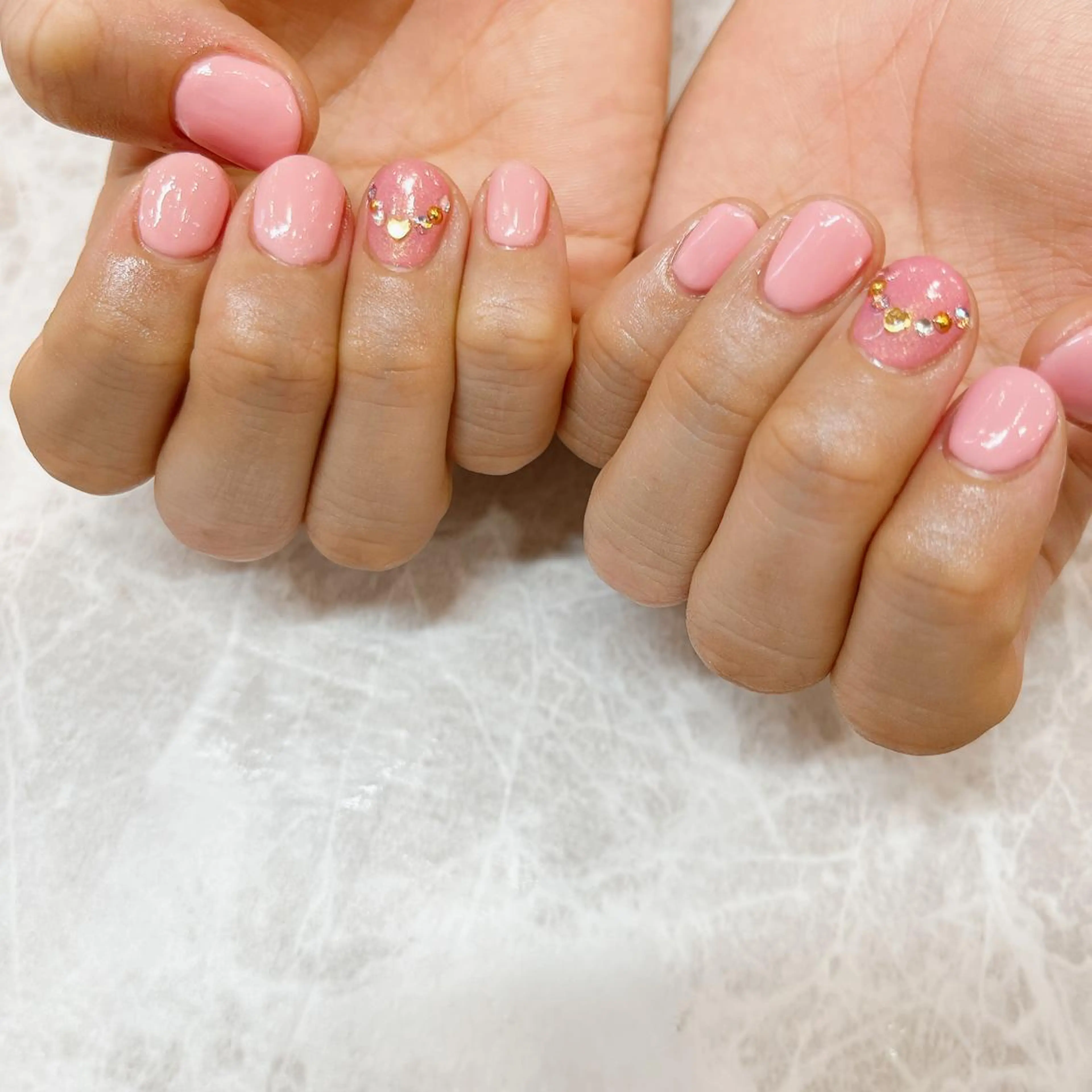 ネイル ピンク ハンドネイル 関谷 真登佳のネイルデザイン