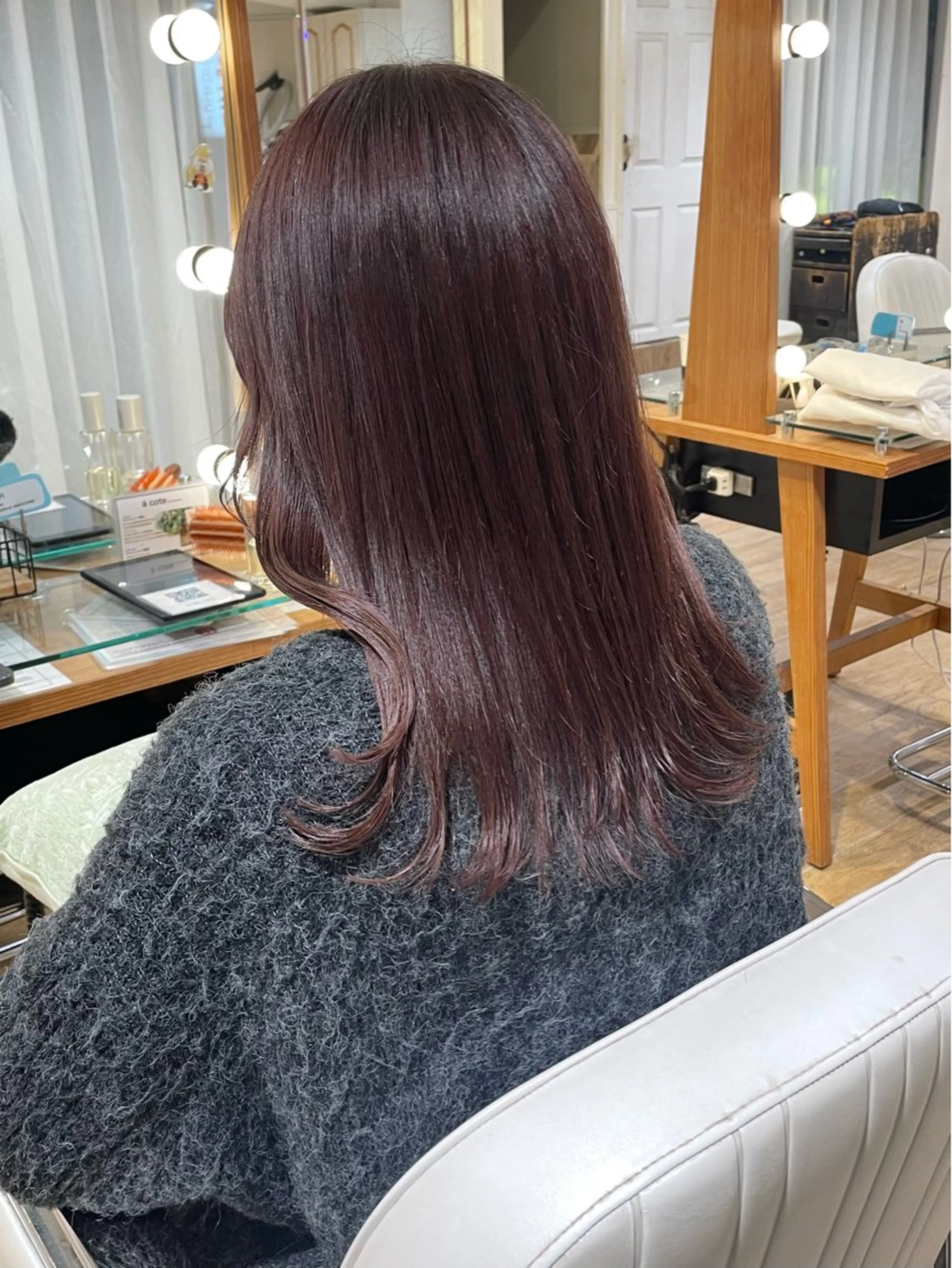 セミロング カラー ヘアアレンジ ヘアカラー トリートメント ハイトーンピンク🍑 ブリーチ🍑RINAのヘアスタイル