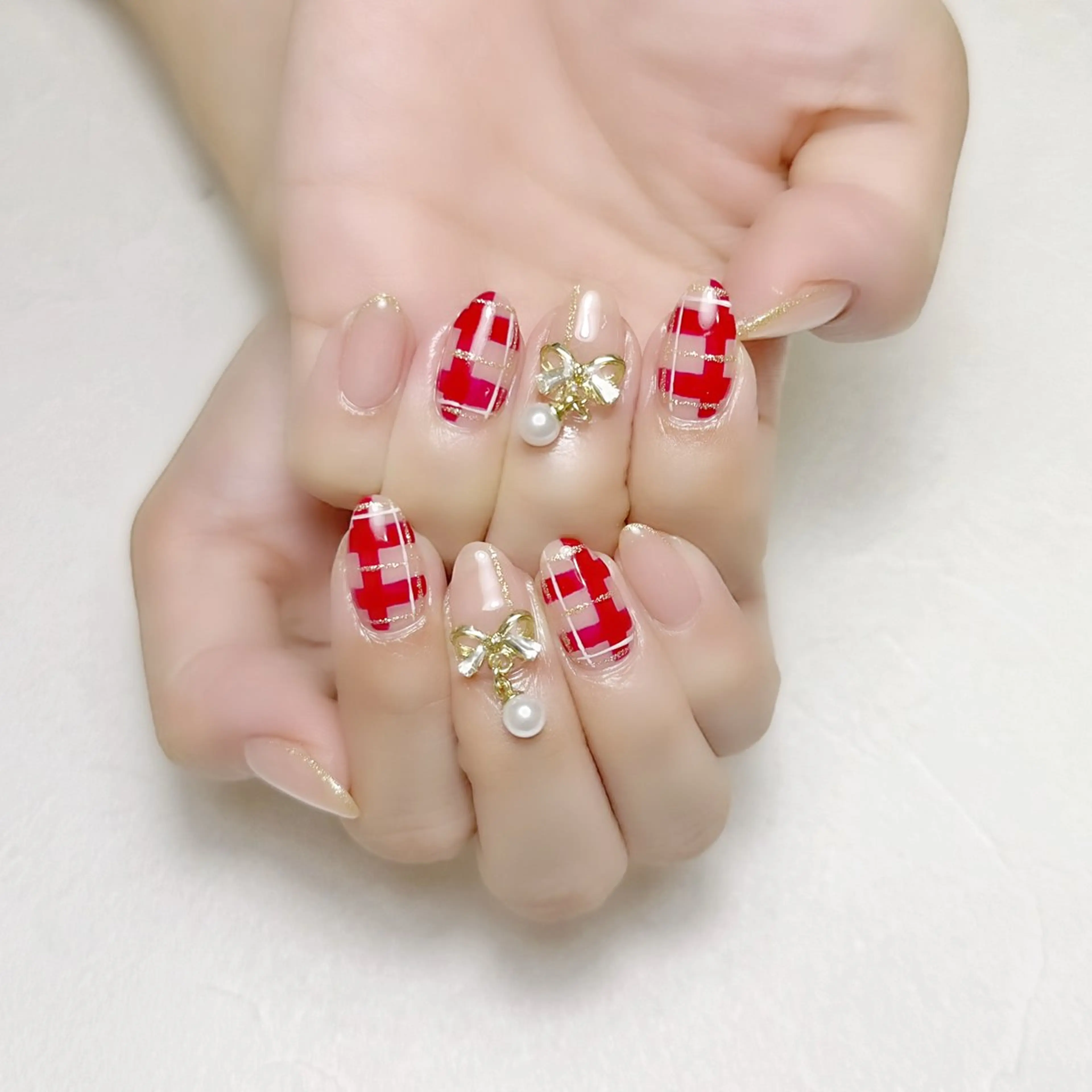 ネイル キラキラネイル 赤色 冬ネイル クリスマス rouse nail RISATOのネイルデザイン