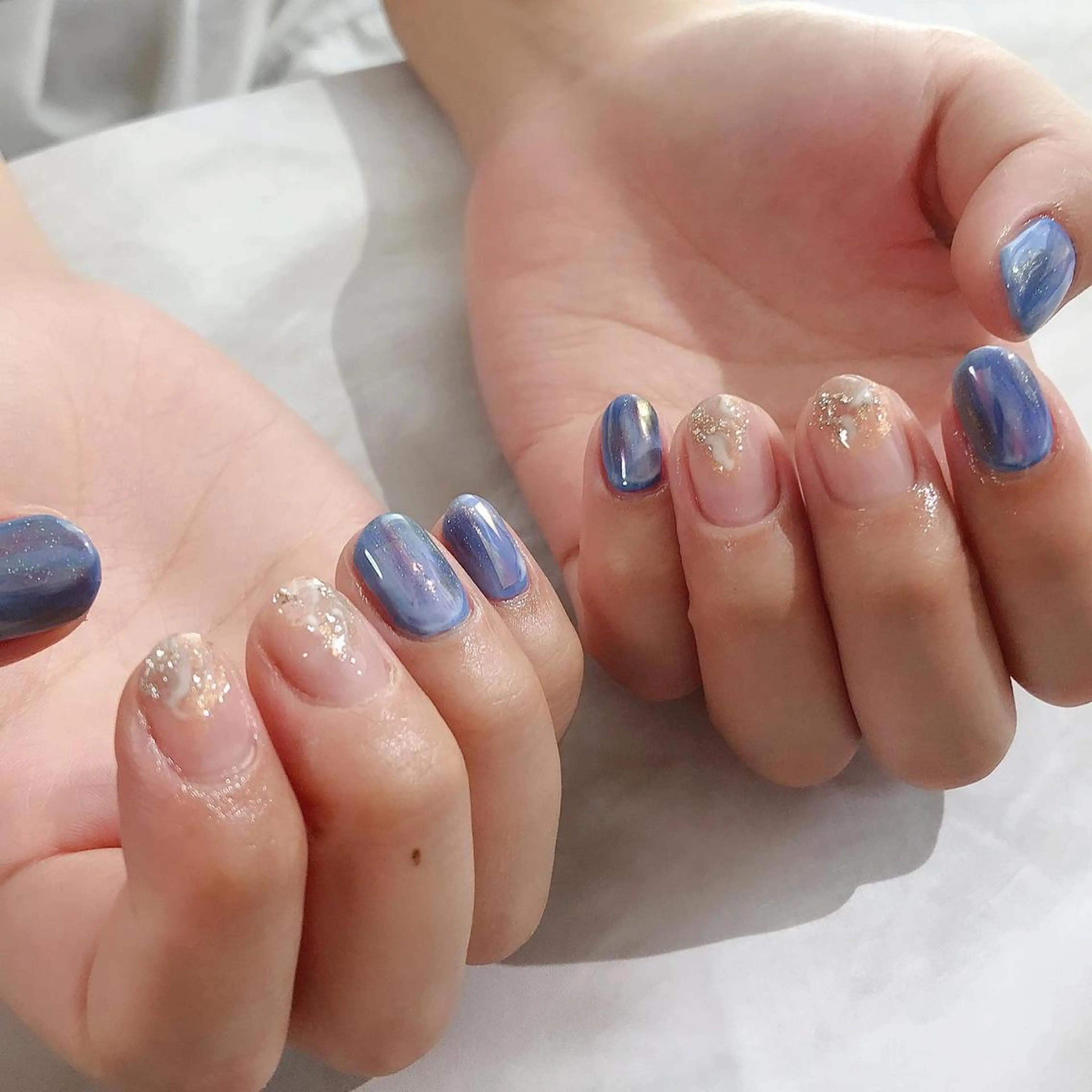 ネイル ホログラムネイル 持ち込み ニュアンスネイル ハンドネイル Masuko Yasukaのネイルデザイン