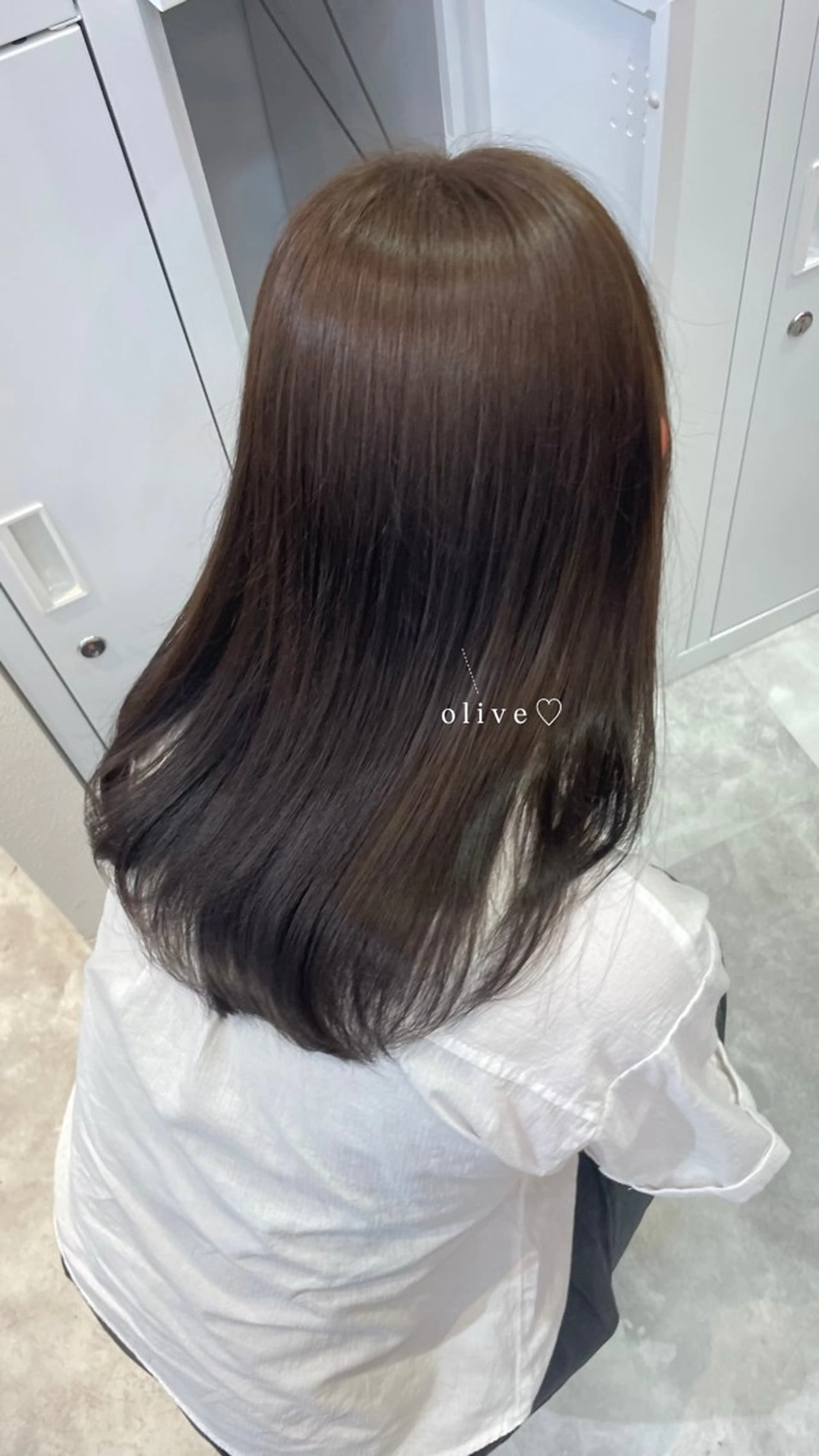 セミロング カラー ヘアカラー 垢抜け似合わせカラー /梅田 /ayanaのヘアスタイル