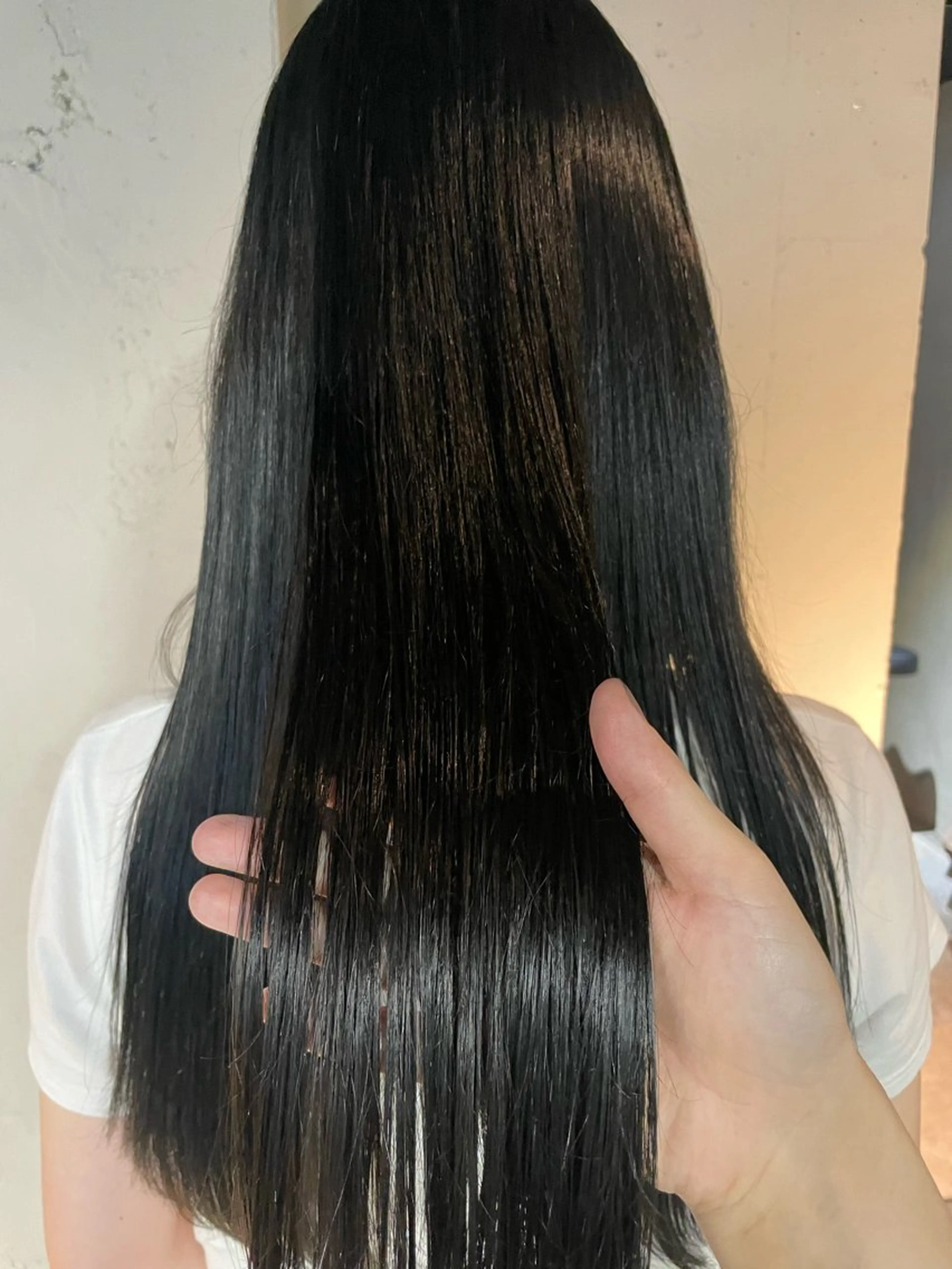 ロング カラー トリートメント 透明感・美髪 monsoワニベユナのヘアスタイル