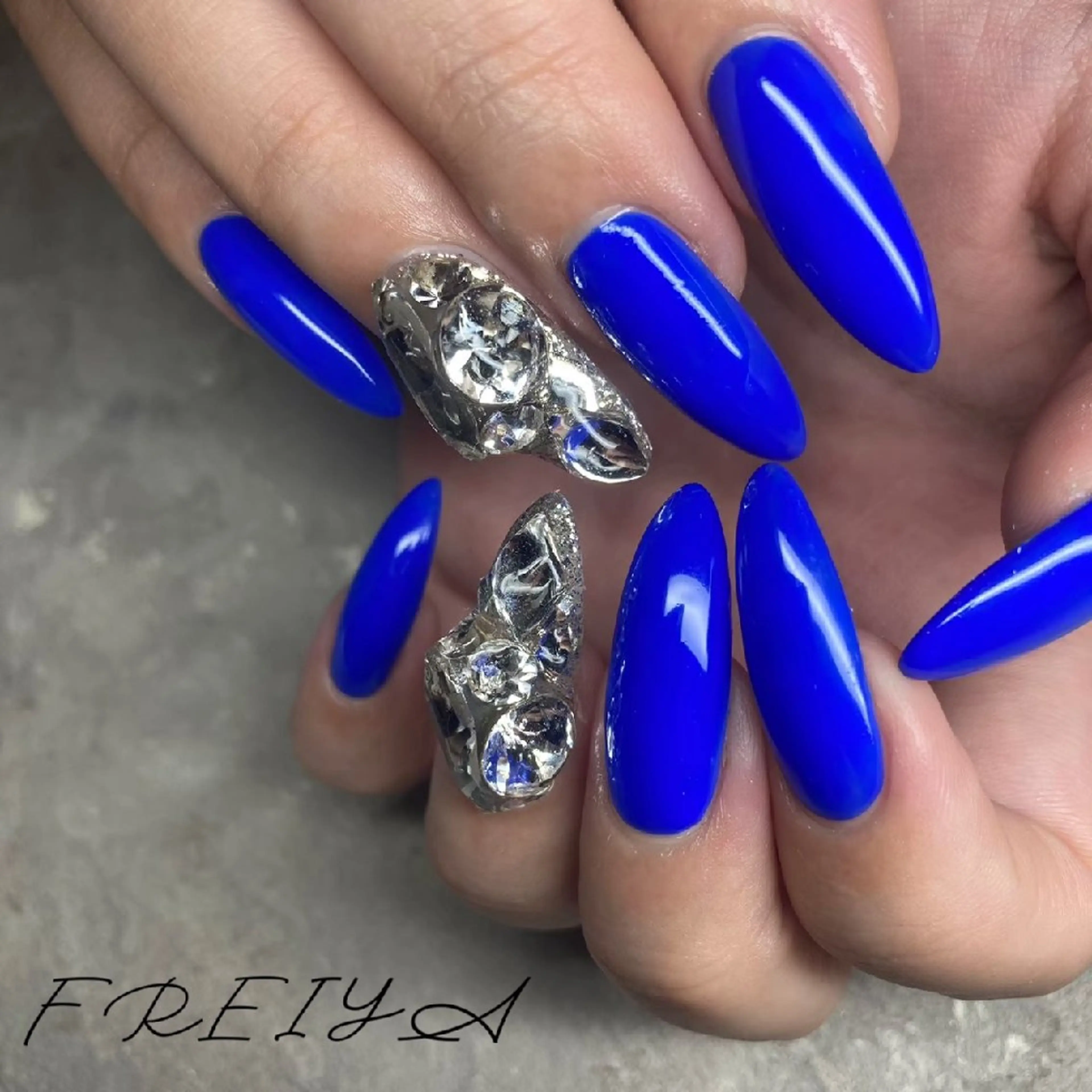 ネイル FREIYA所属・FREIYA マツエク、ネイルのマツエク・マツパデザイン